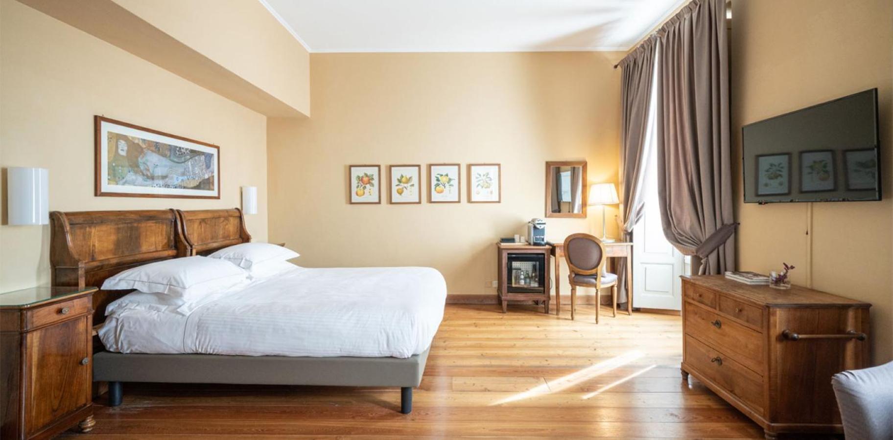 Junior Suite with Spa Access
