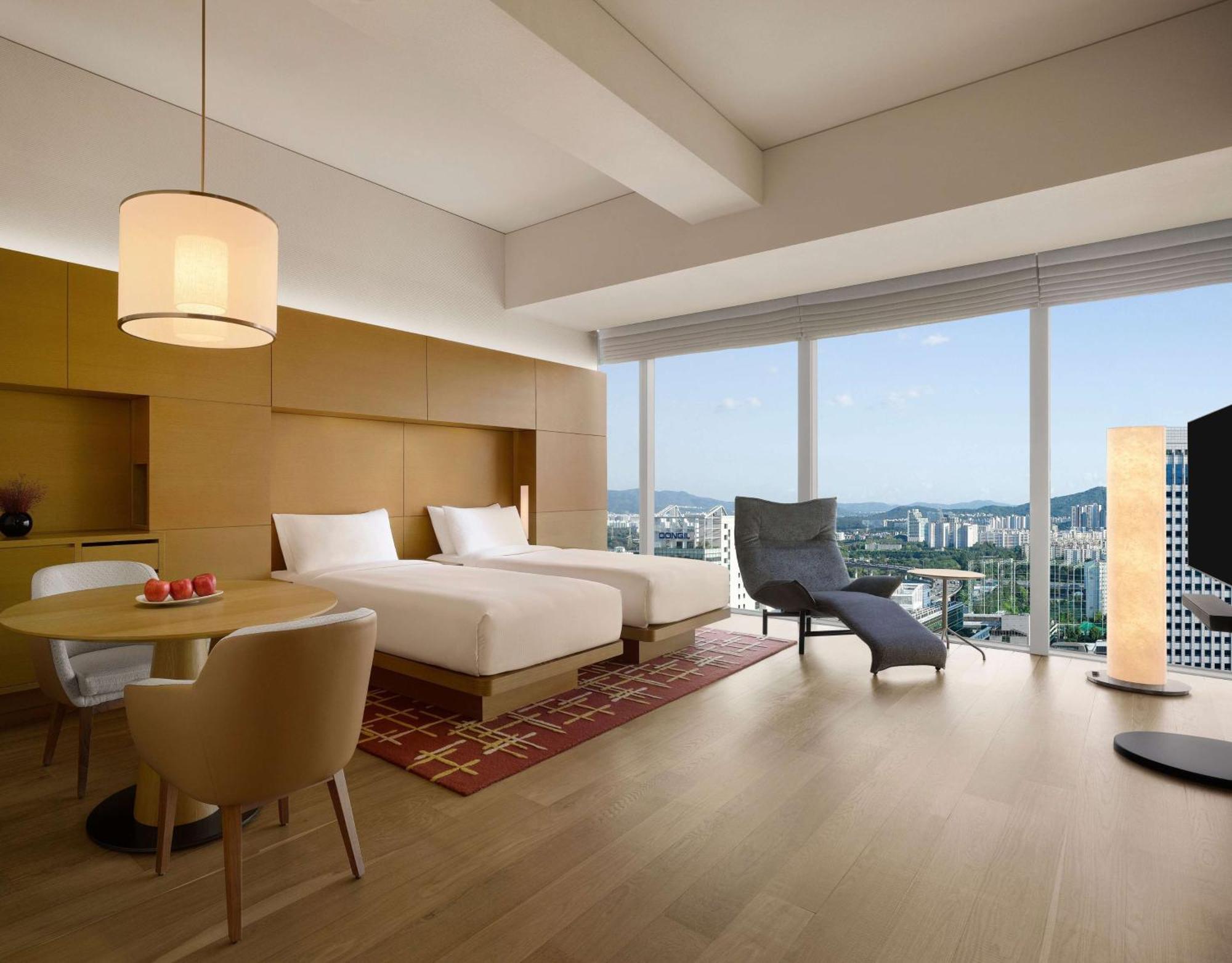 2 Twin Beds, Premium,1554491236:JPEG