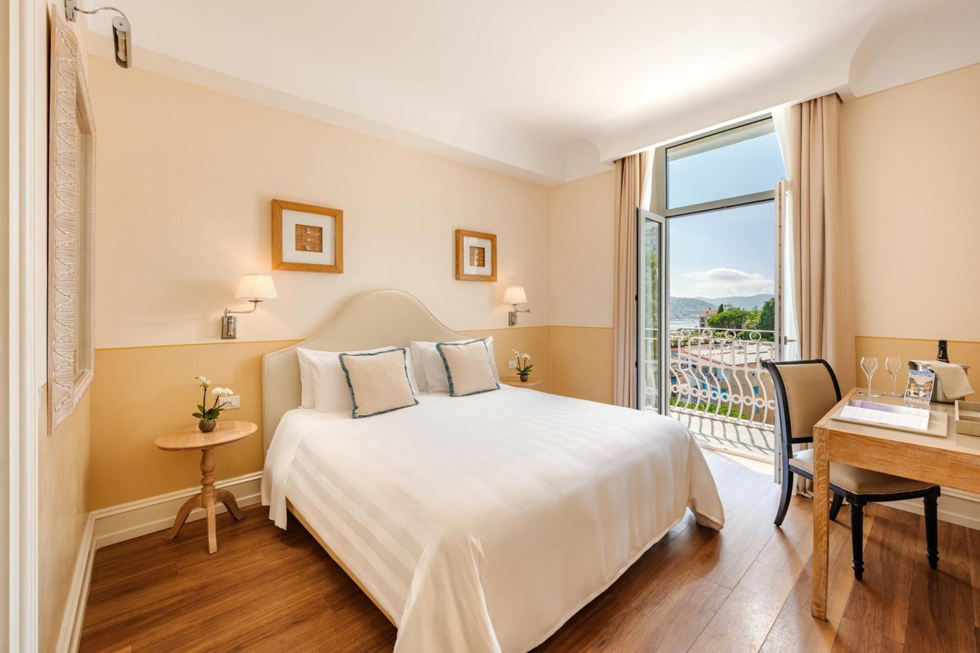Prestige Lateral Sea View