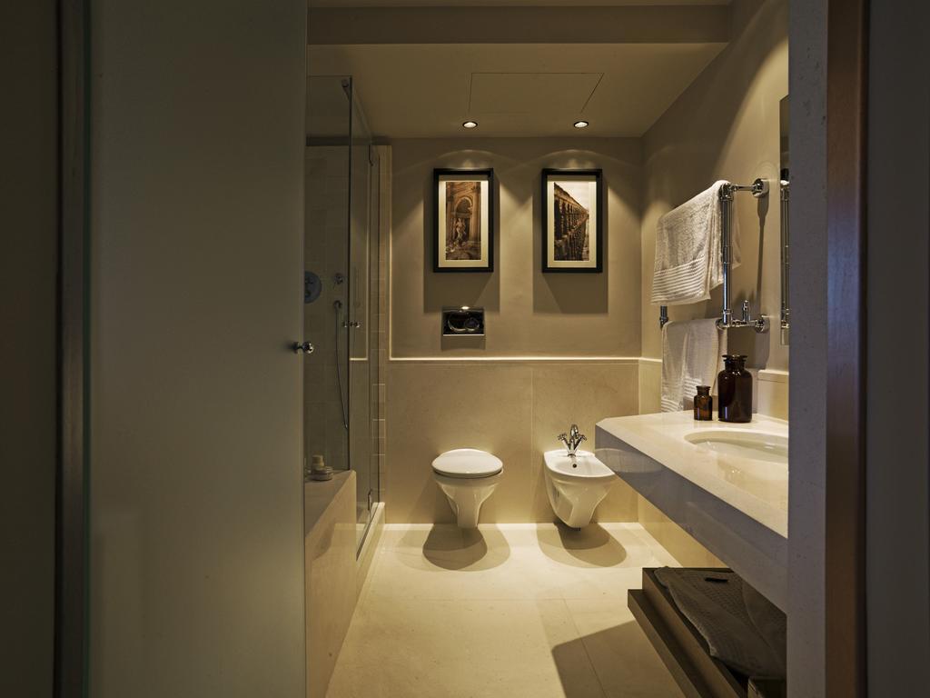 Quarto Familiar (2 Adultos + 2 Crianças)