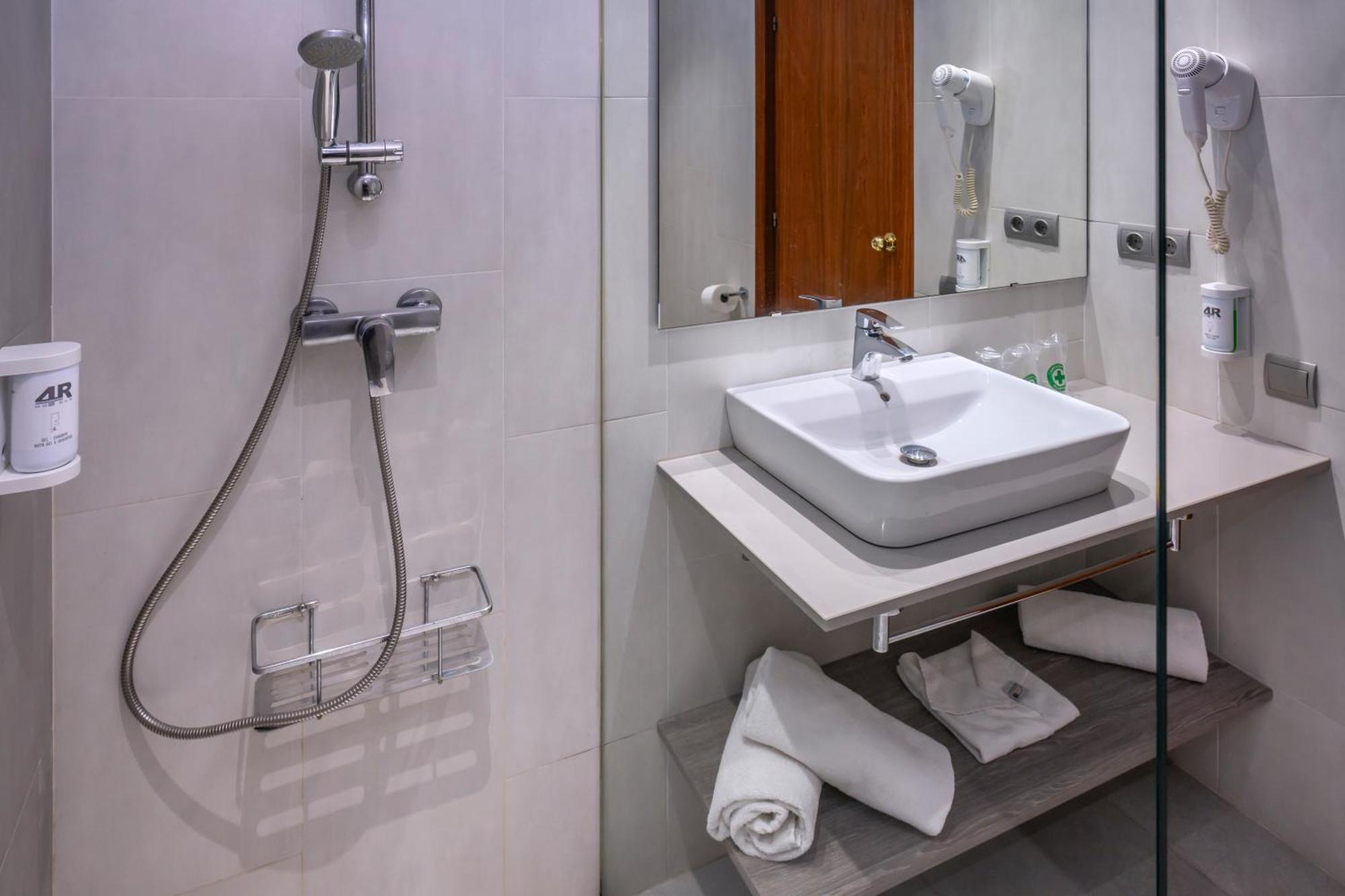Oferta Especial - Quarto Duplo ou Twin (2 Adultos)
