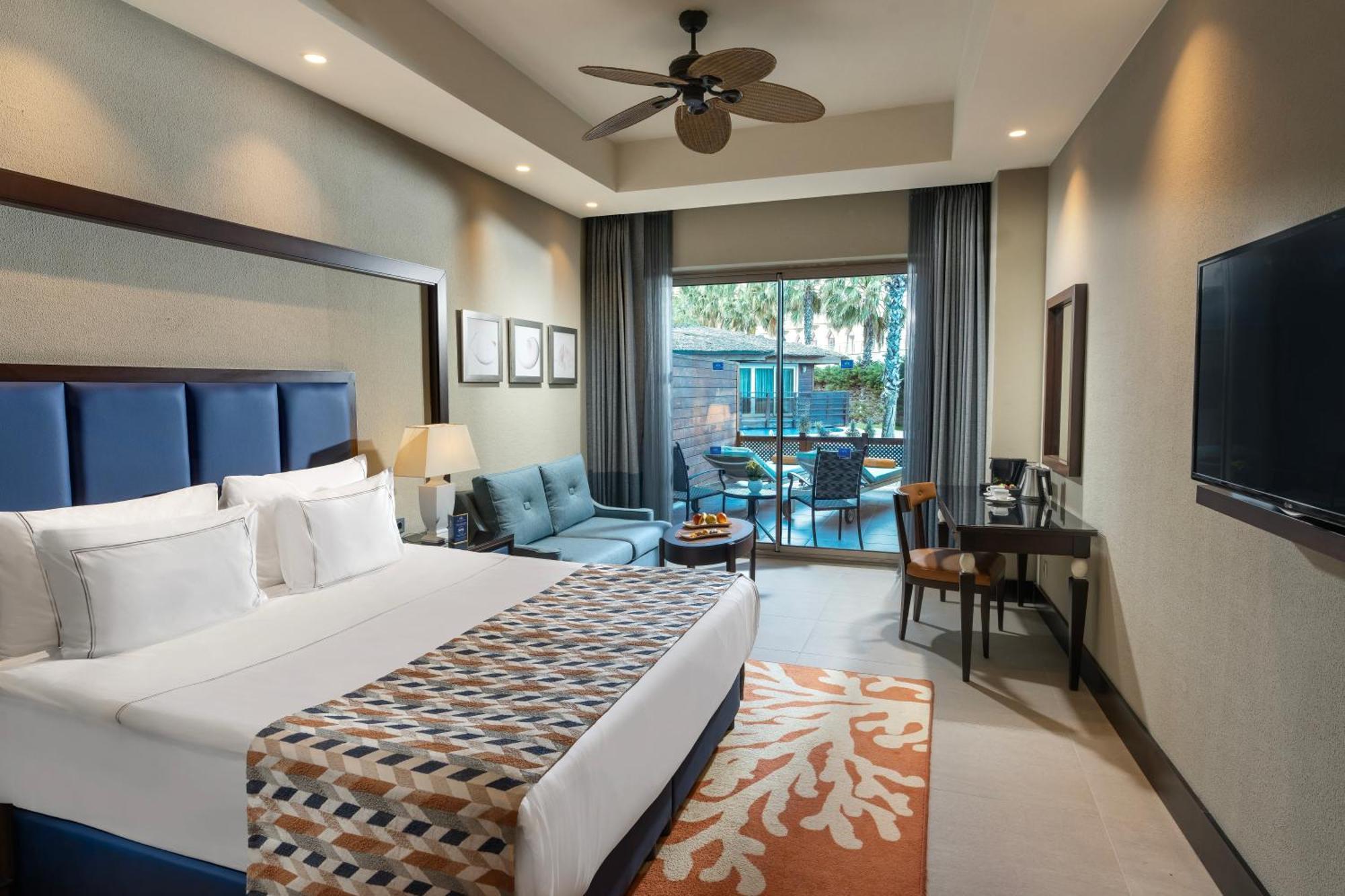 Superior Double Room Pool Access,1576758977:JPEG