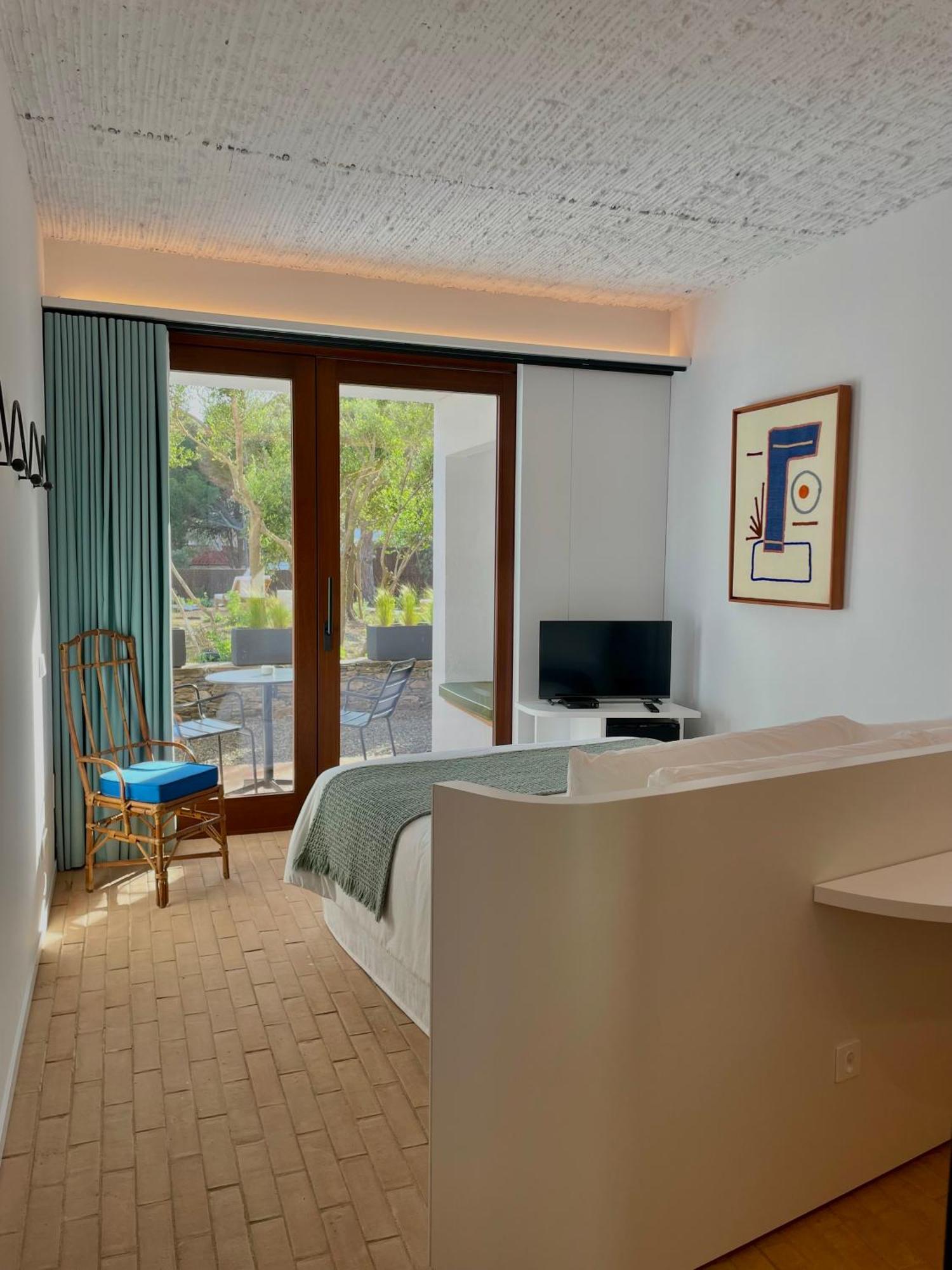 Chambre Double - Vue sur Piscine
