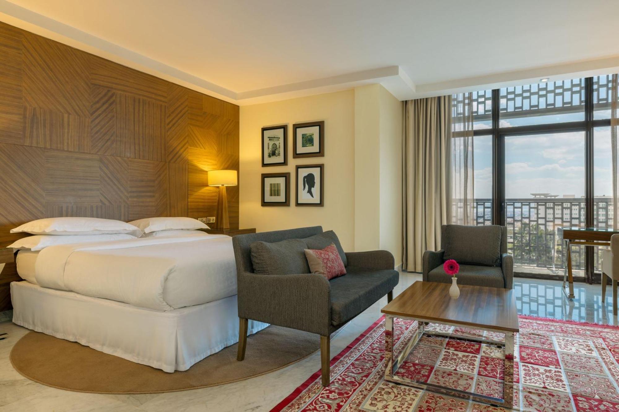 Junior King Suite Balcony Ocean View