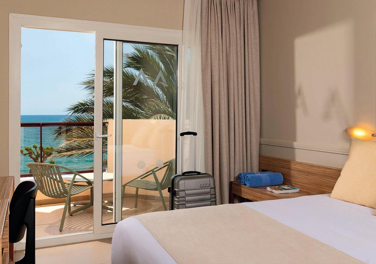 Premium Triple (3 adultos) con vistas al mar