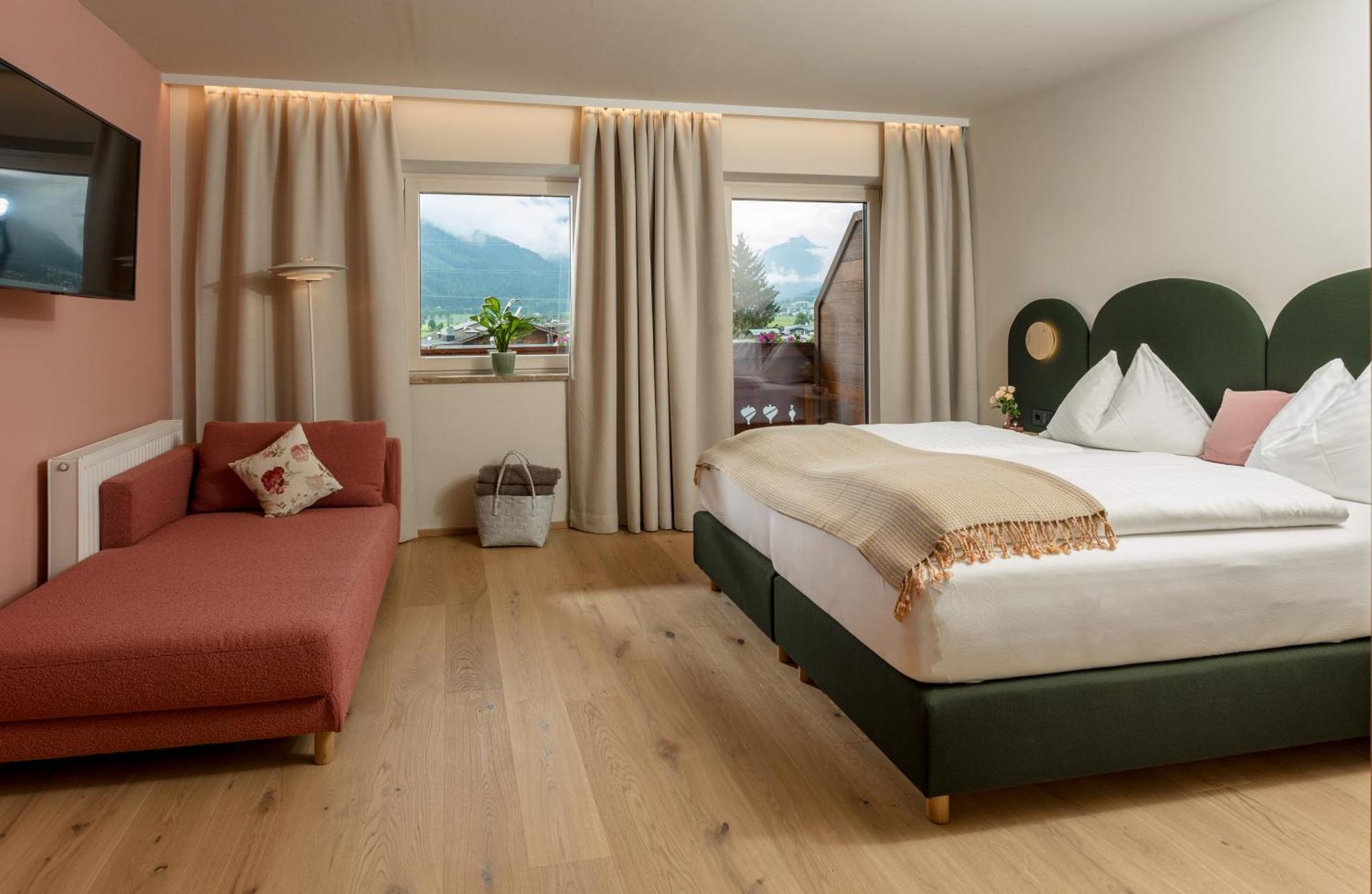 Double Room,1602328783:JPEG