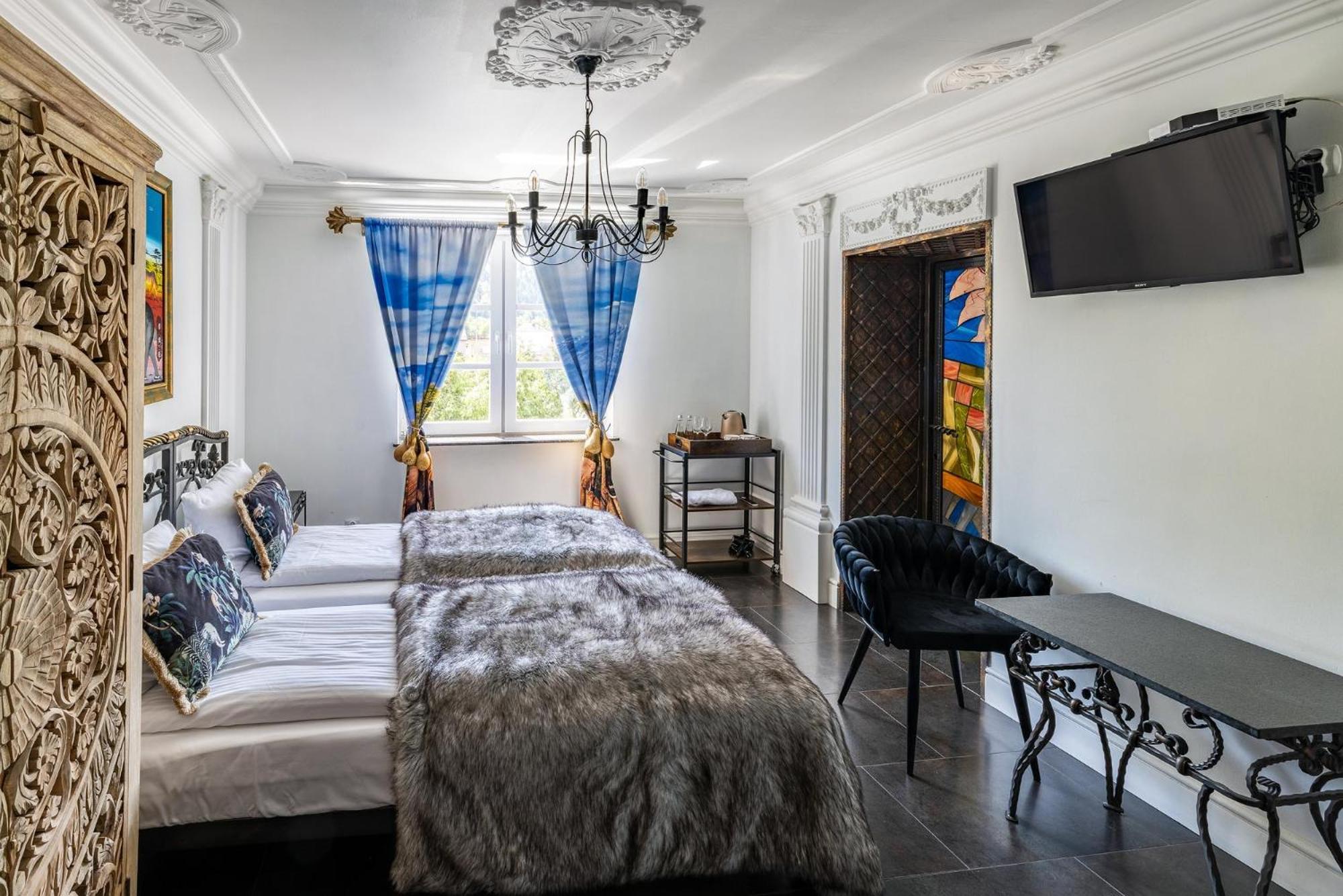 Standard Double or Twin Room Garden View