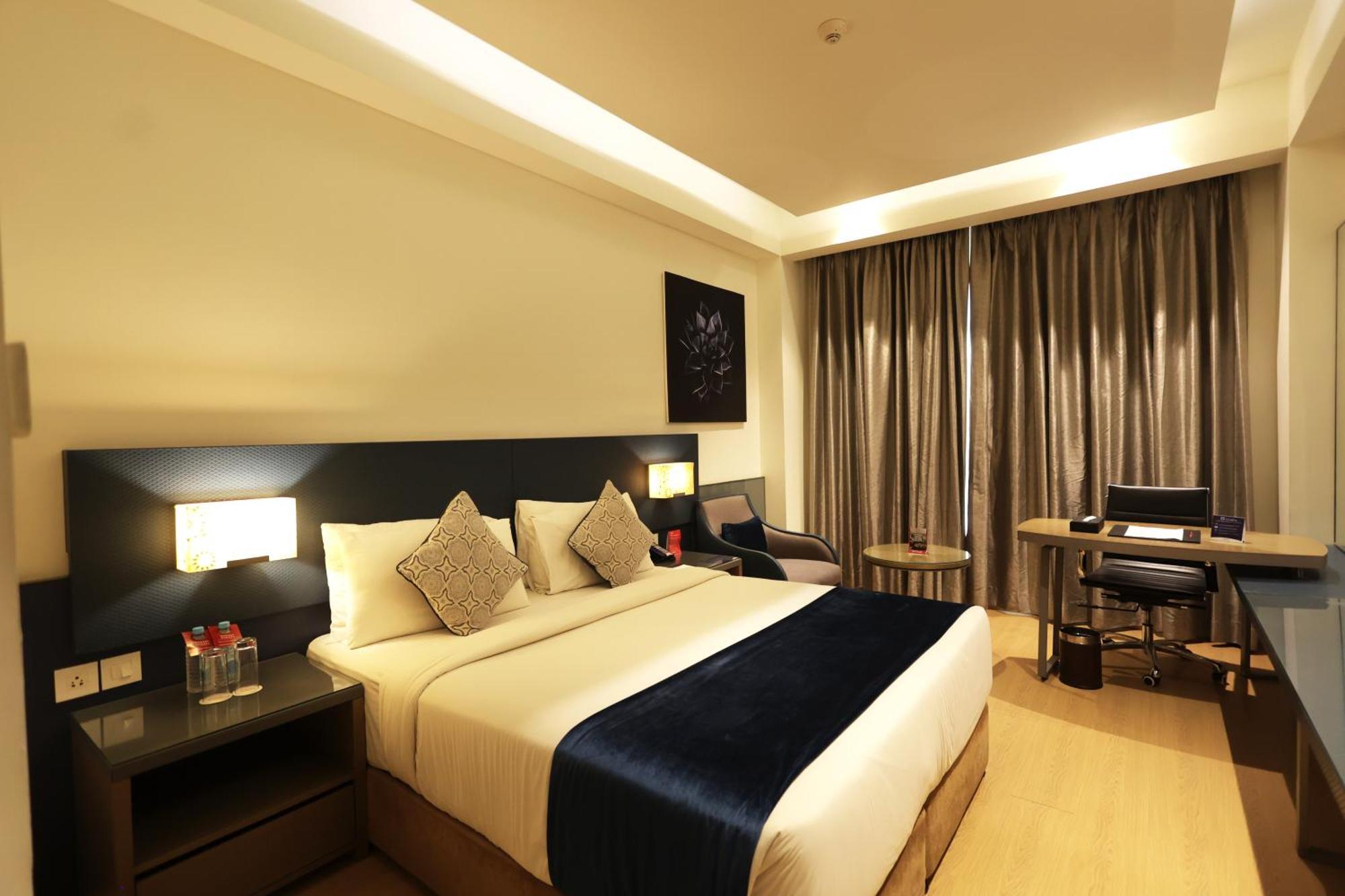 Queen Room on food beverages | Complimentary one way airport transfer until 30th Sep