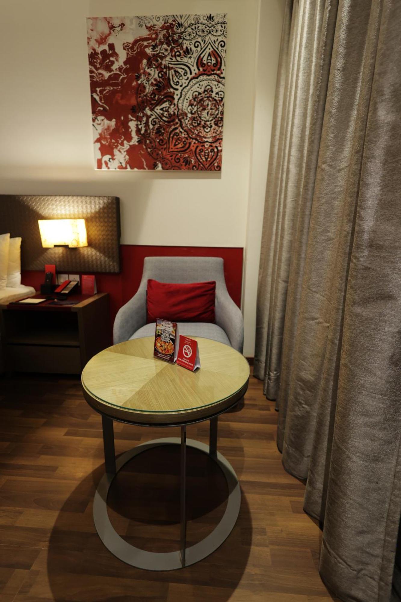 Queen Non-Smoking Room on food beverages | Complimentary one way airport transfer until 30th Sep