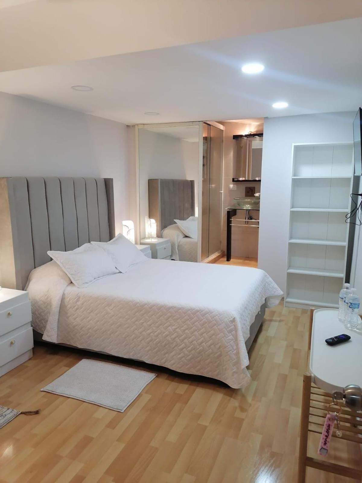 Habitación Doble con baño privado
