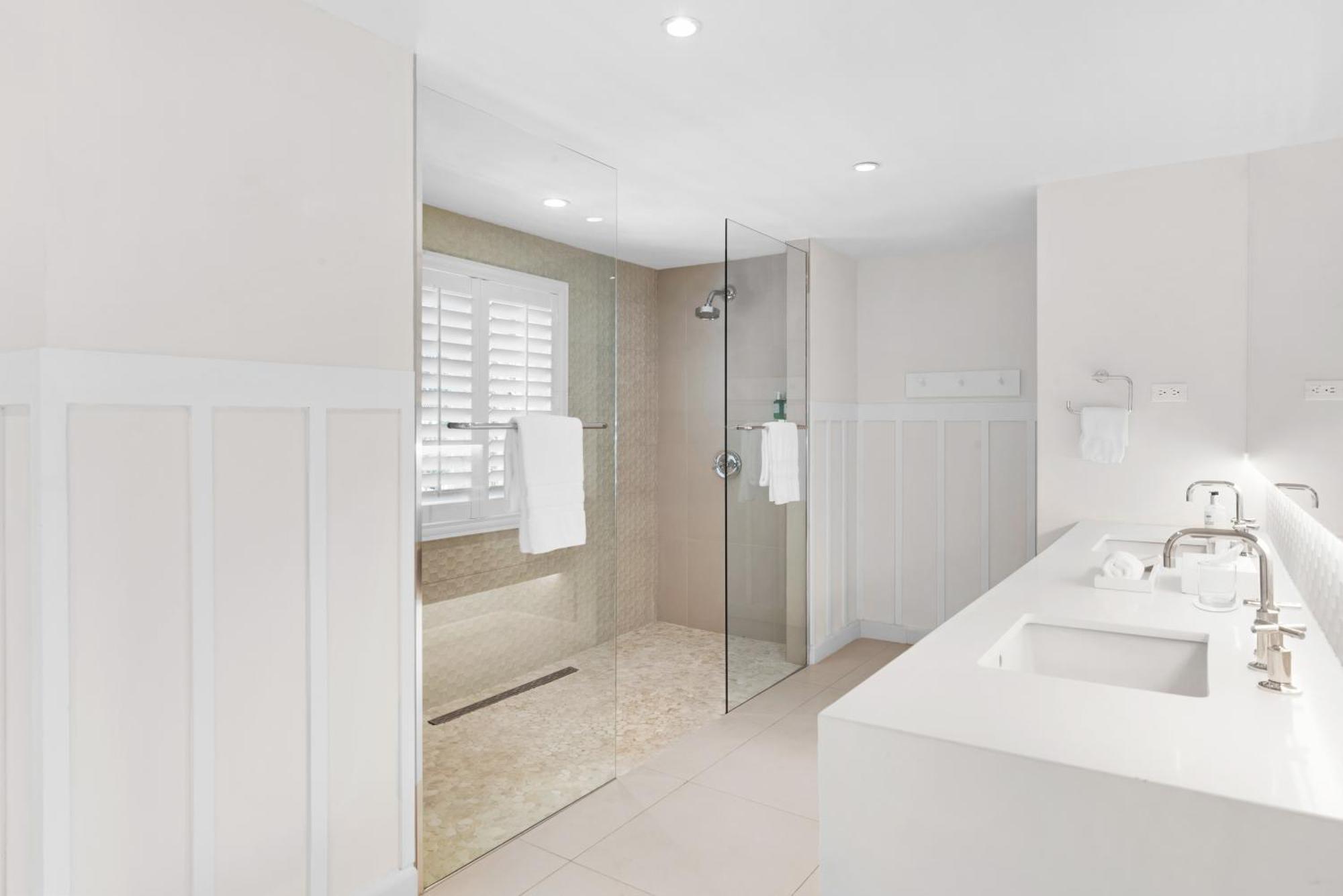 Deluxe Garden Suite