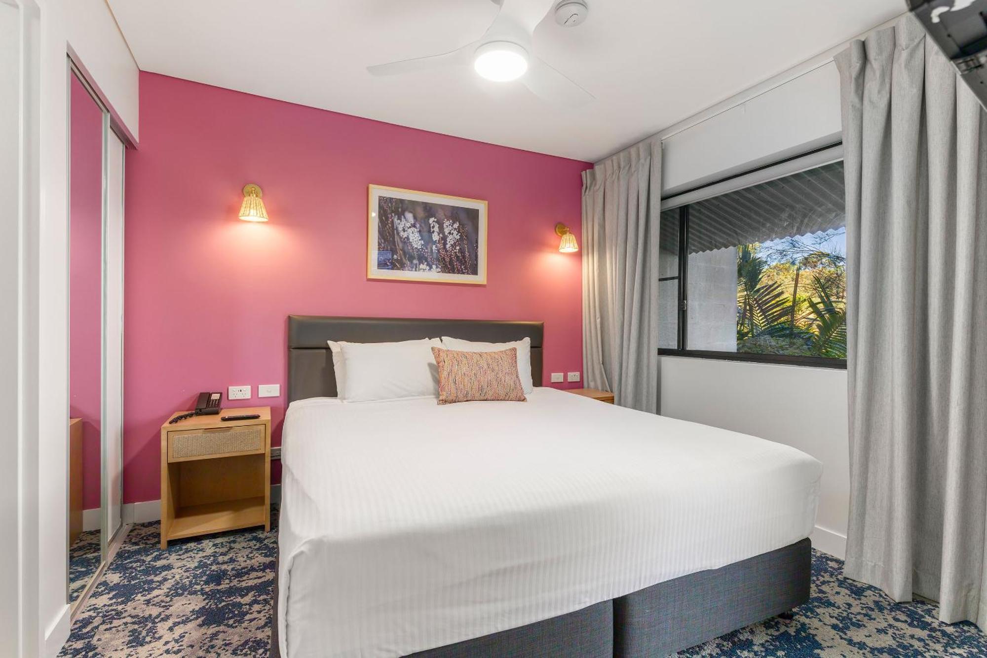 Deluxe Two-Bedroom Apartment