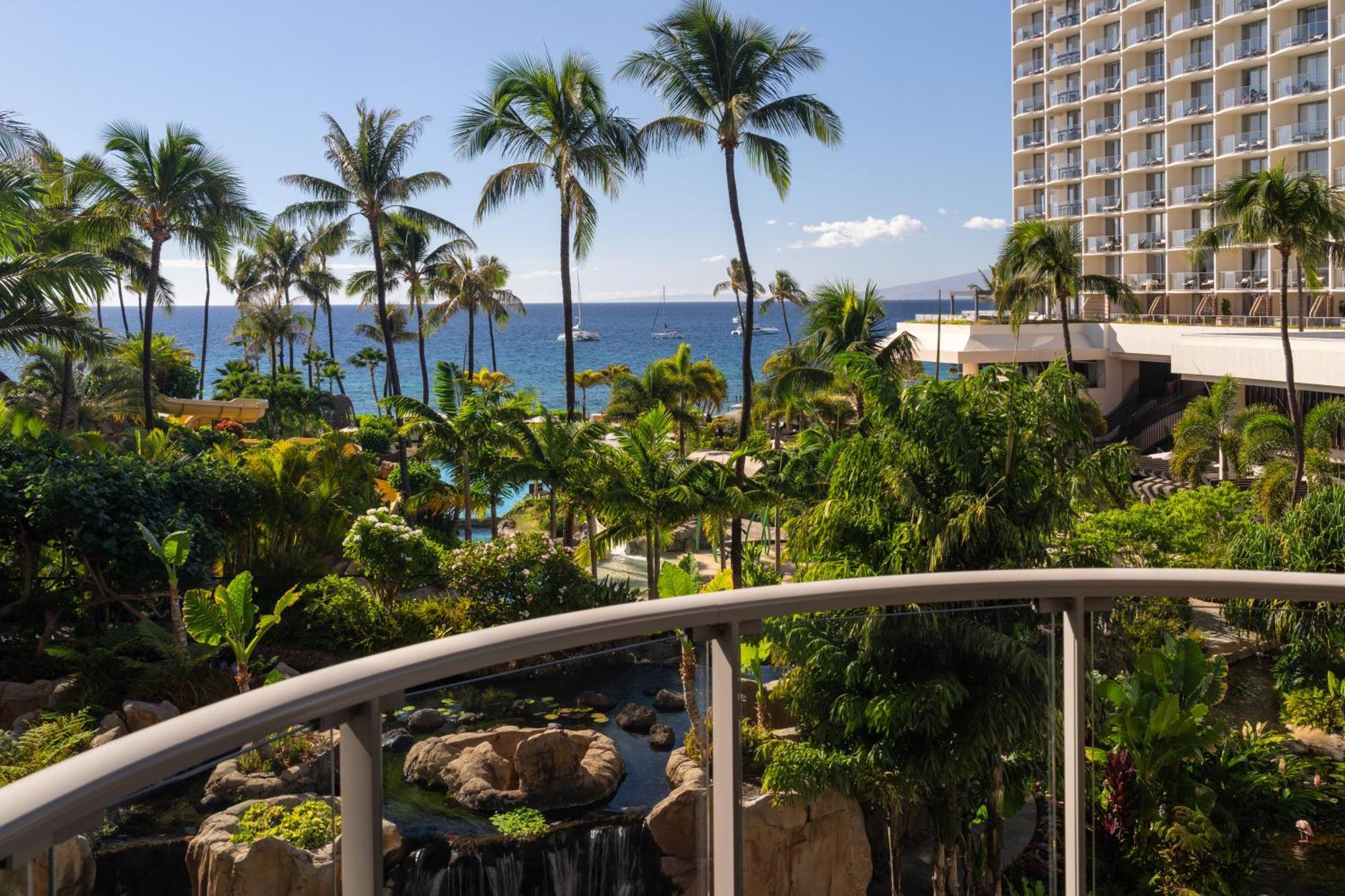 Kukahi – Queen Room Two Queen Beds Premium Resort View