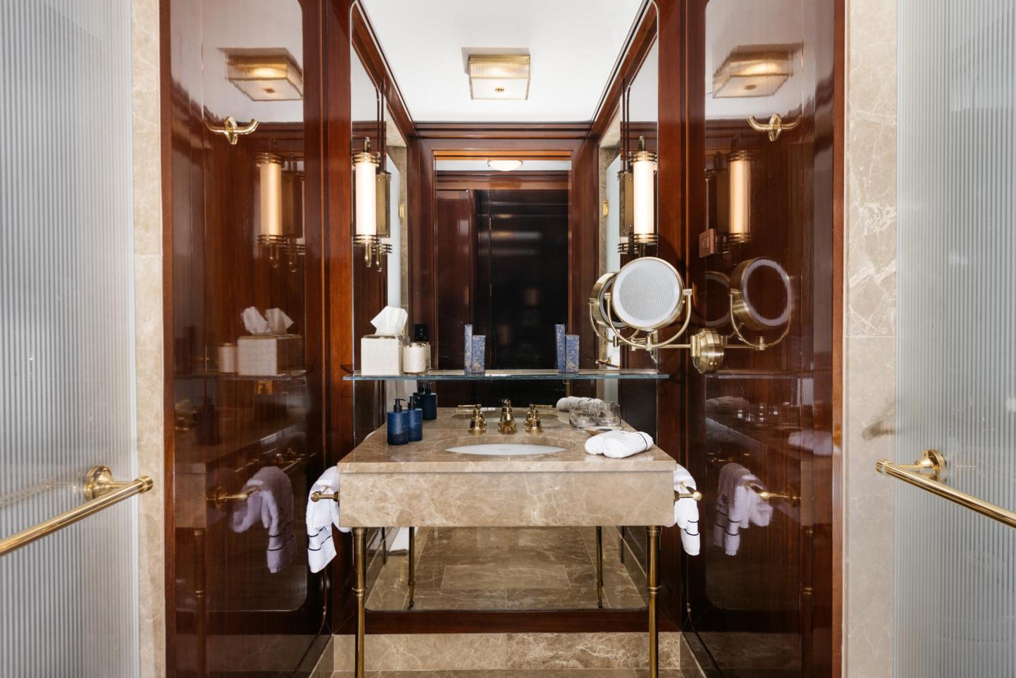 Deluxe King Kamer Uitzicht Stad