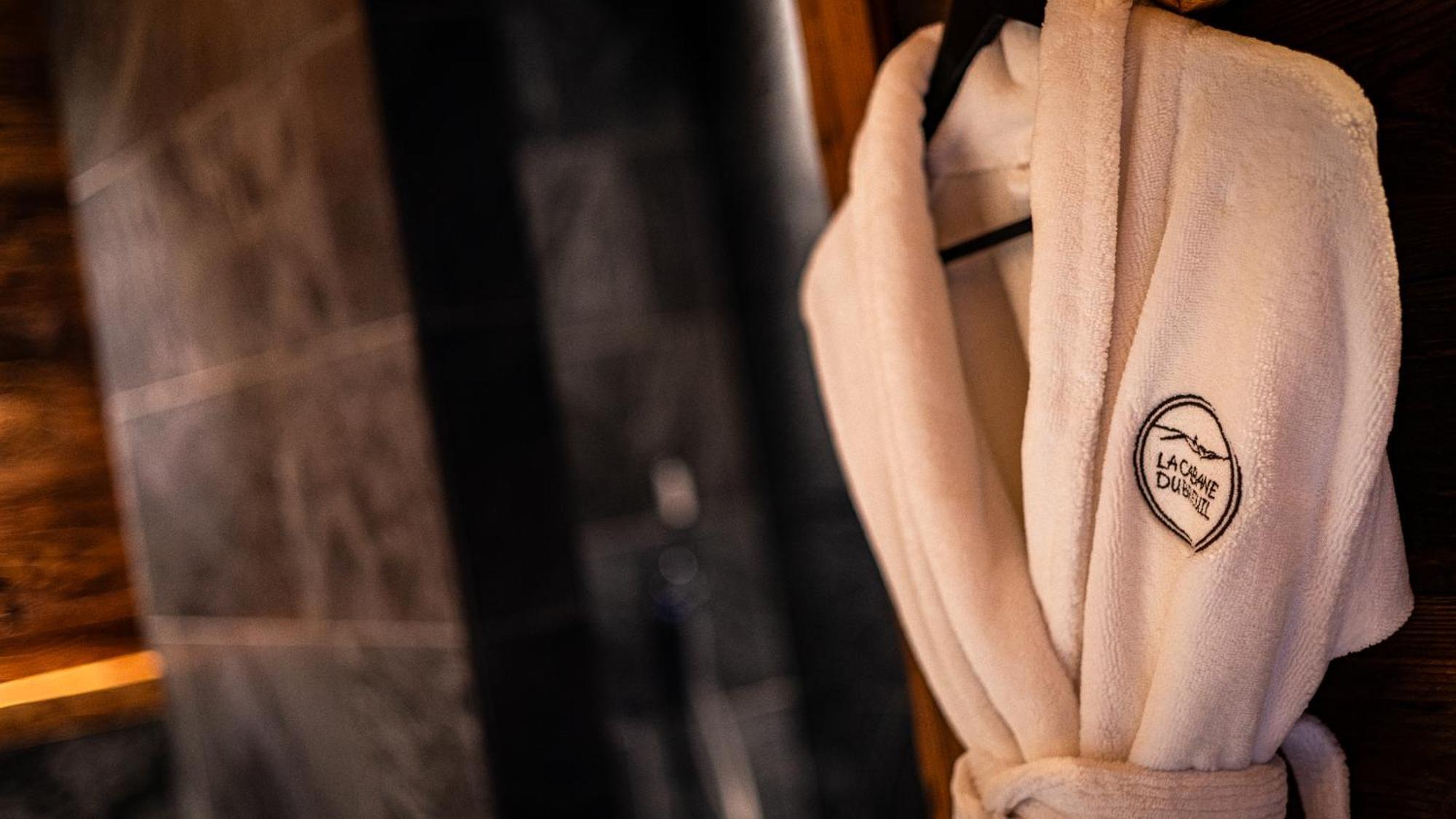 Deluxe Queen Room,1637591252:JPEG