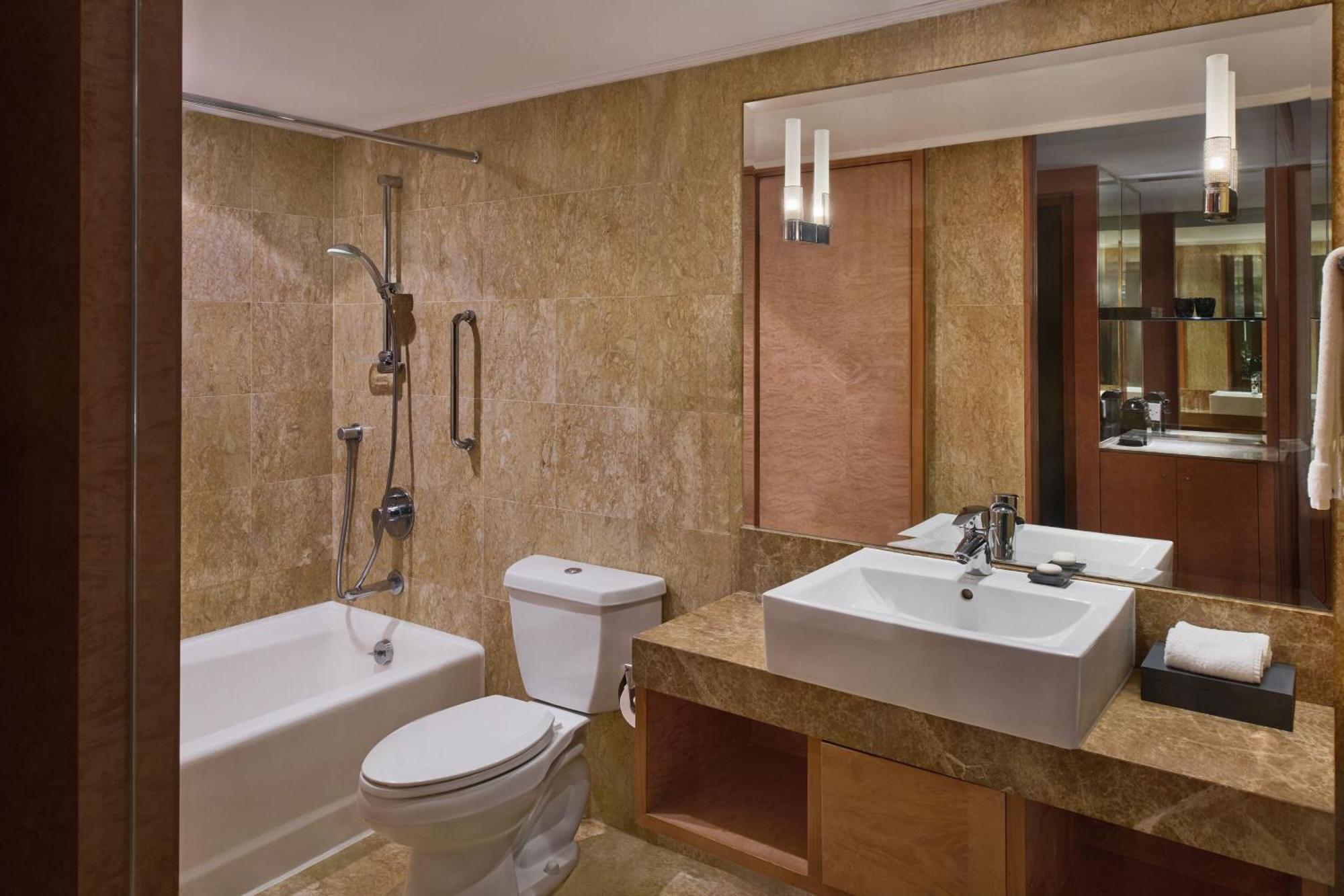 Deluxe King Room with Panoramic View