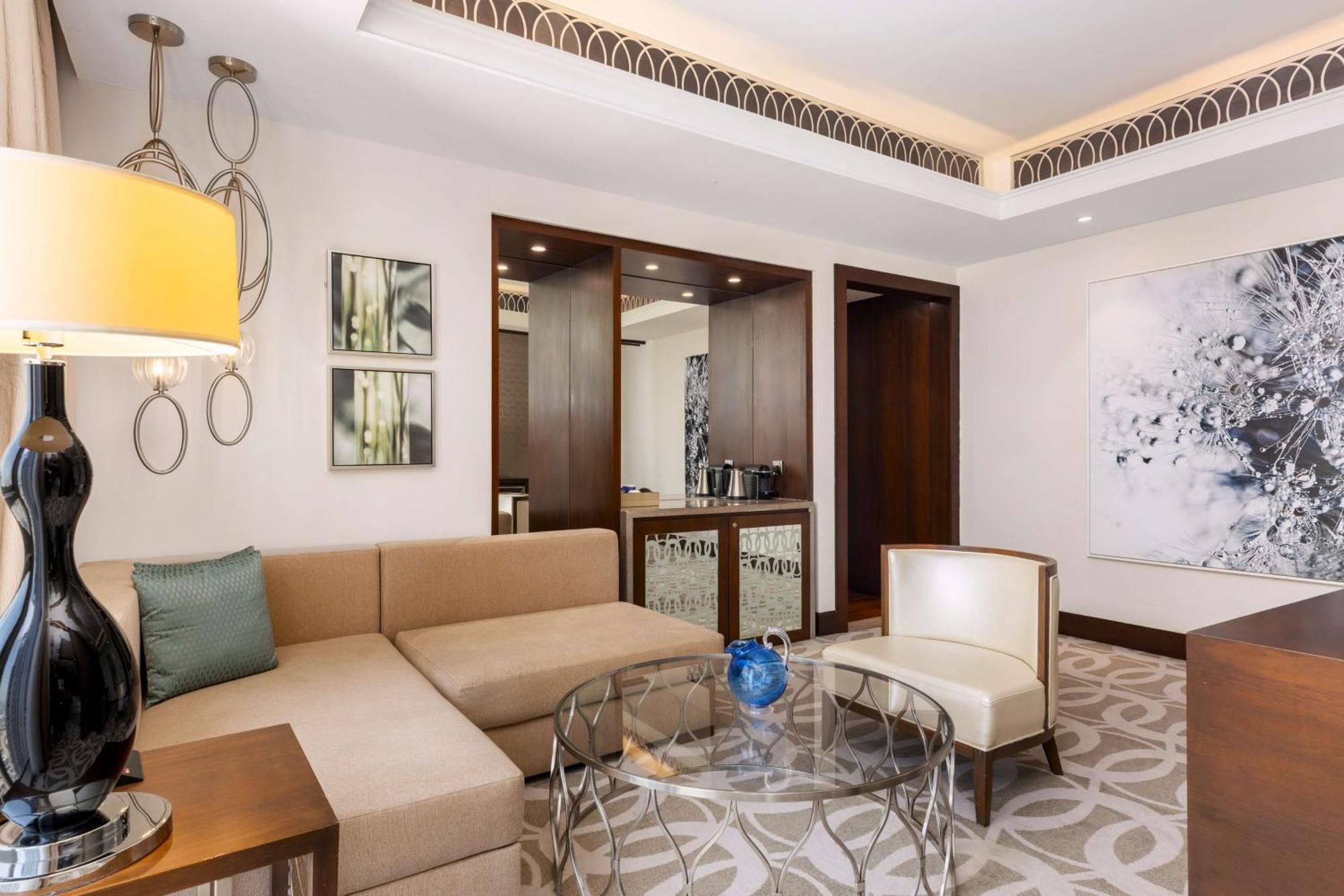 Junior Suite,1637743158:JPEG