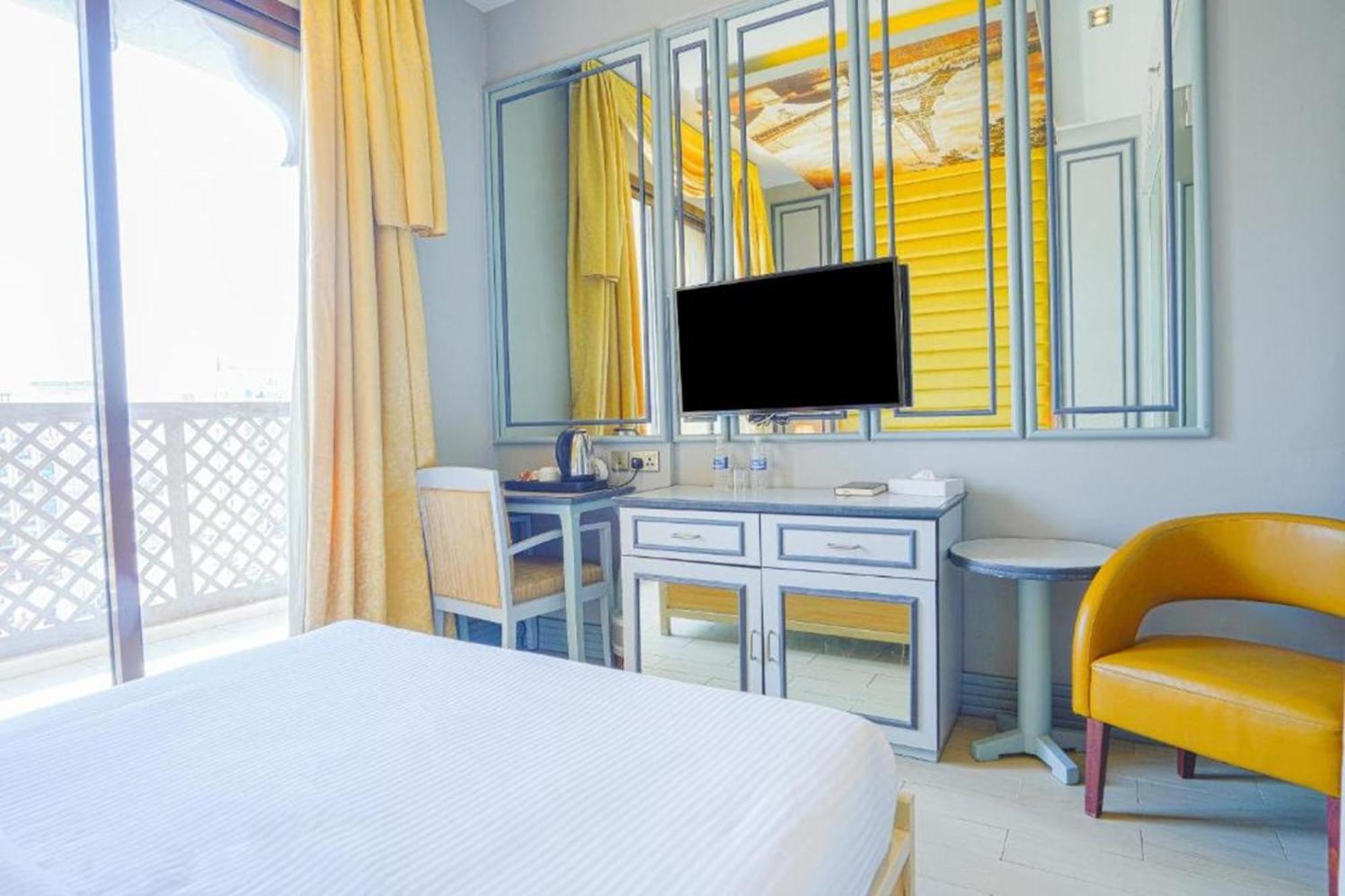 Standard King Room