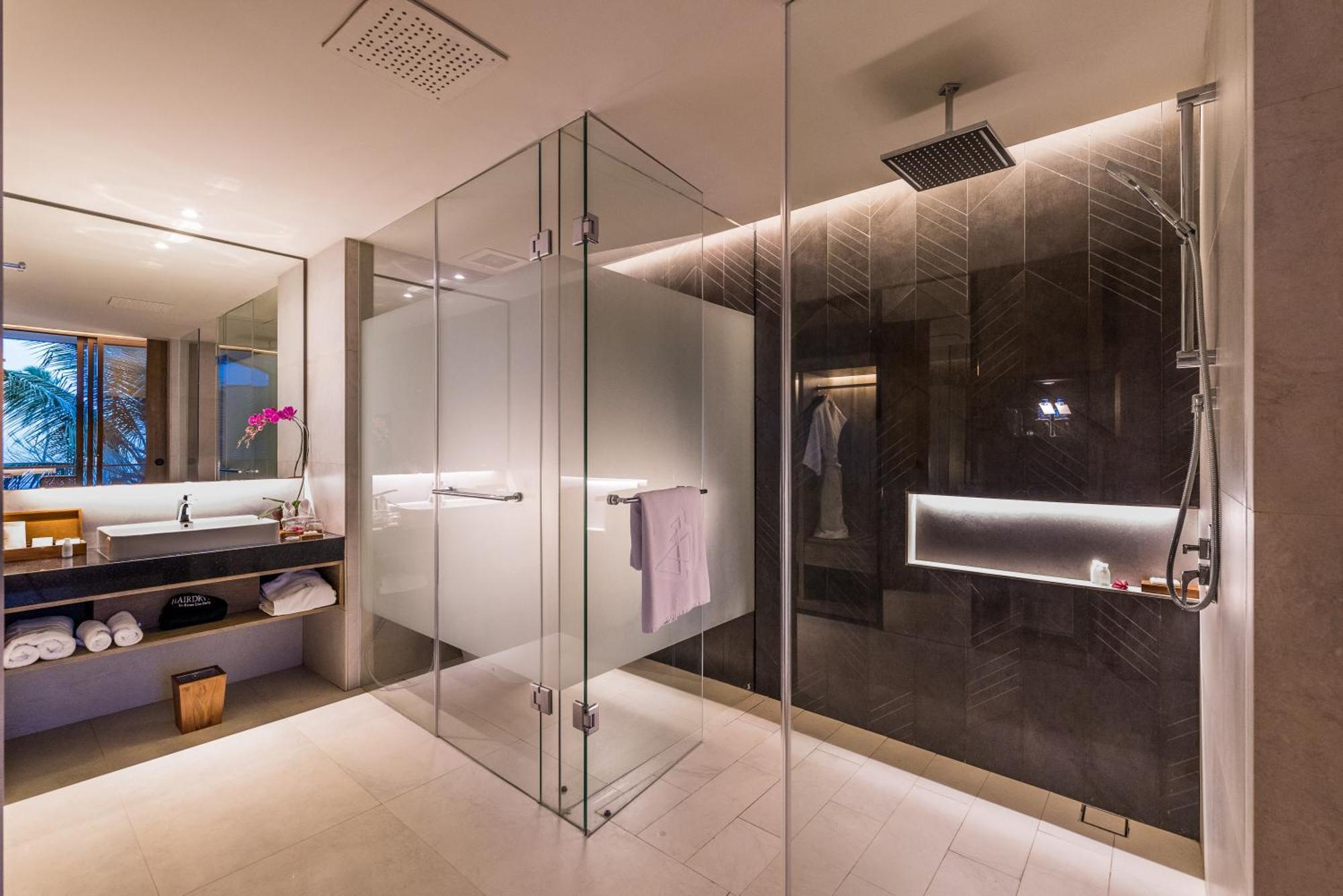 Premier King Room