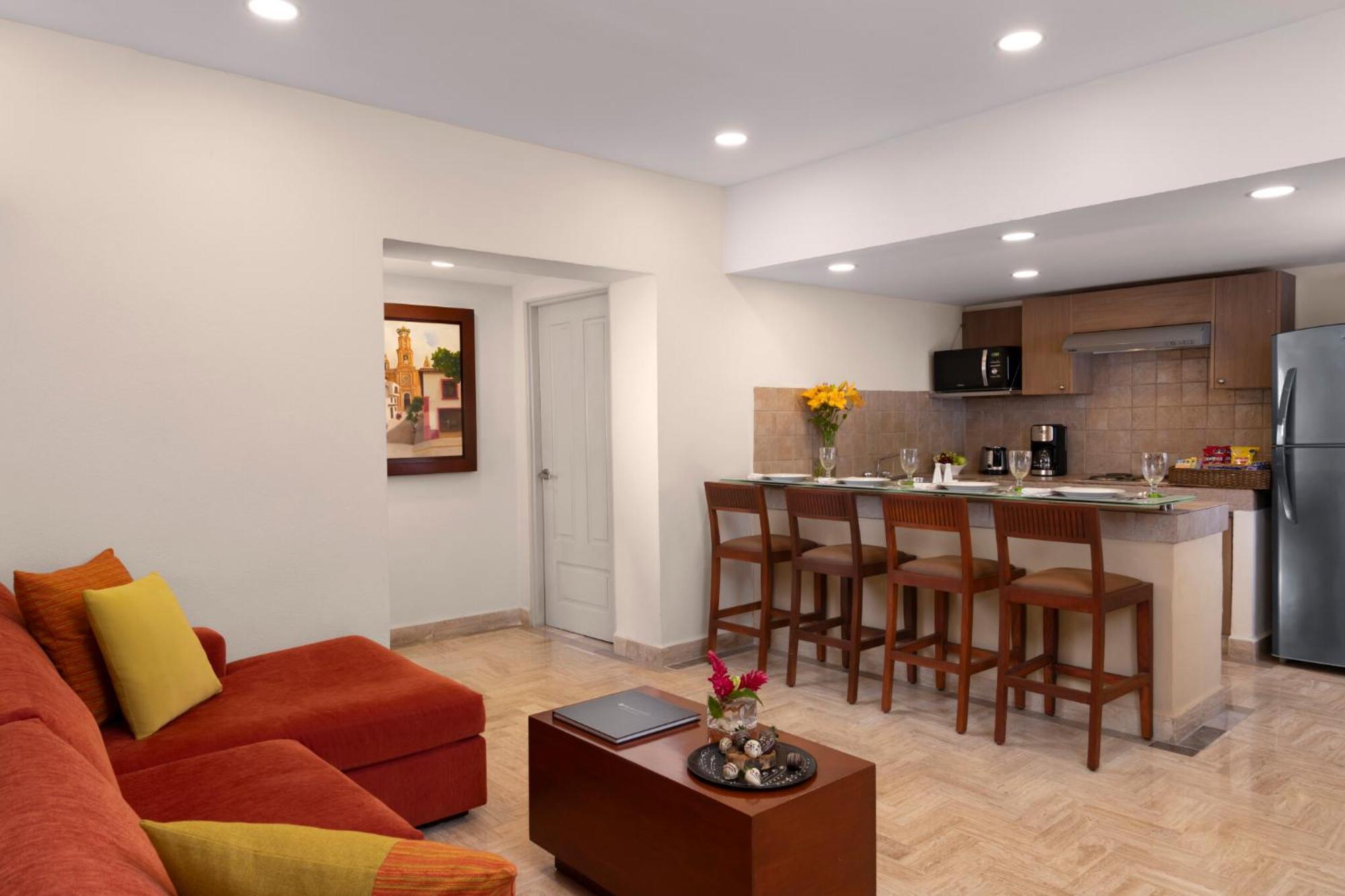 Two-Bedroom Suite,1663739933:JPEG