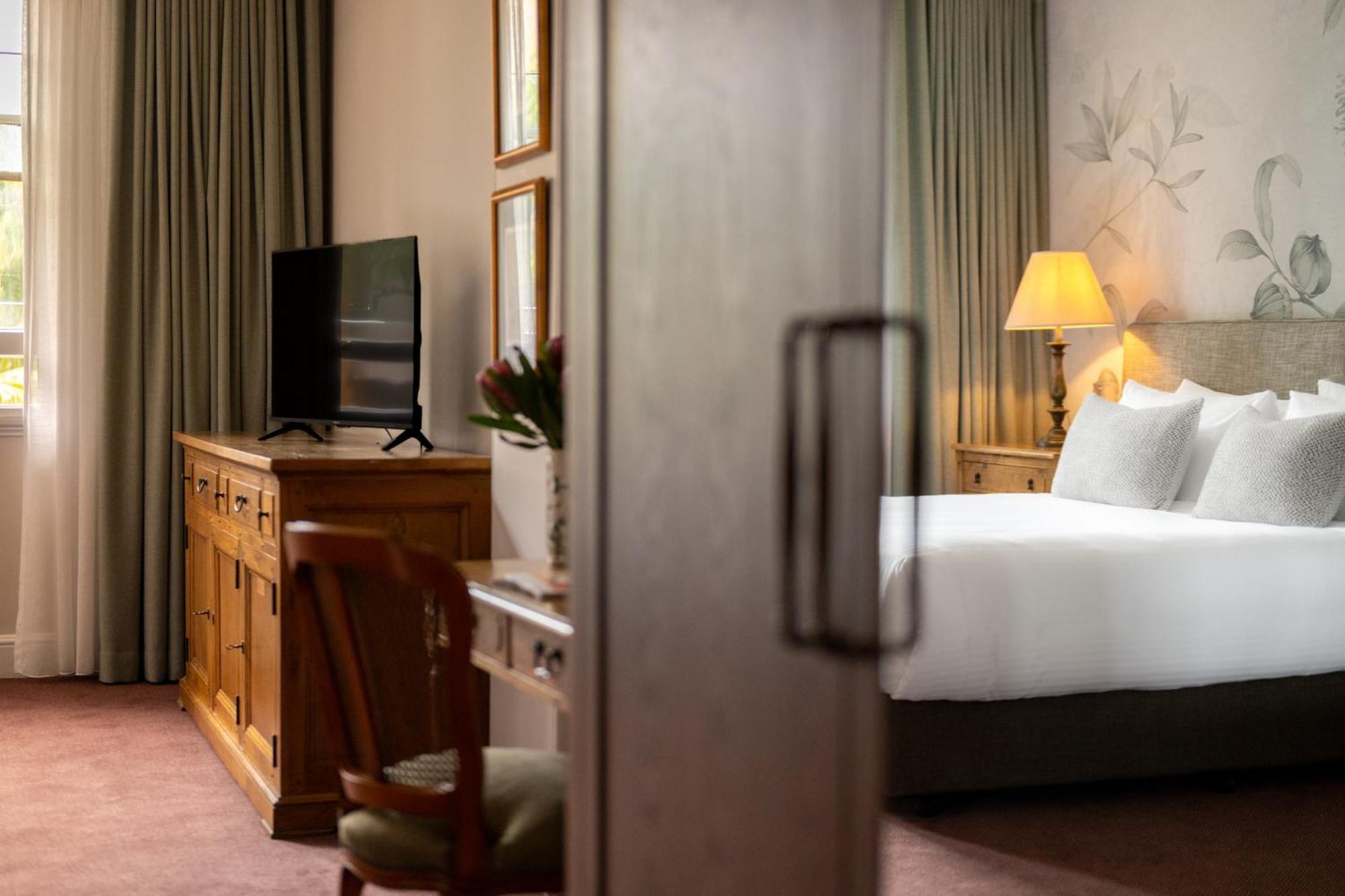 King Room,1666642628:JPEG