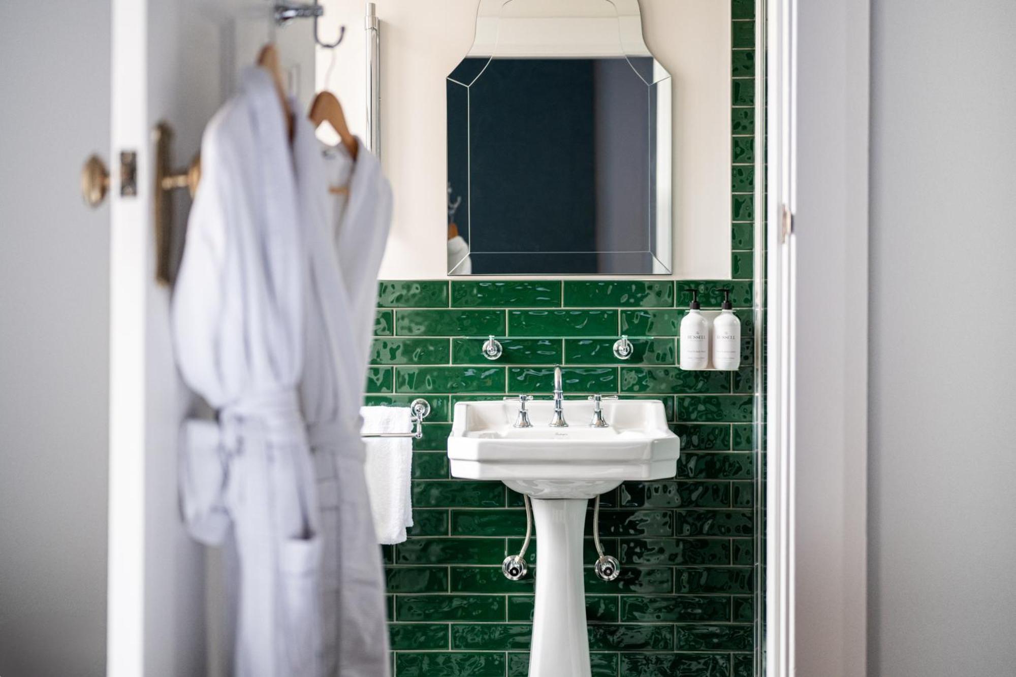 Standard Double Room,1666642636:JPEG