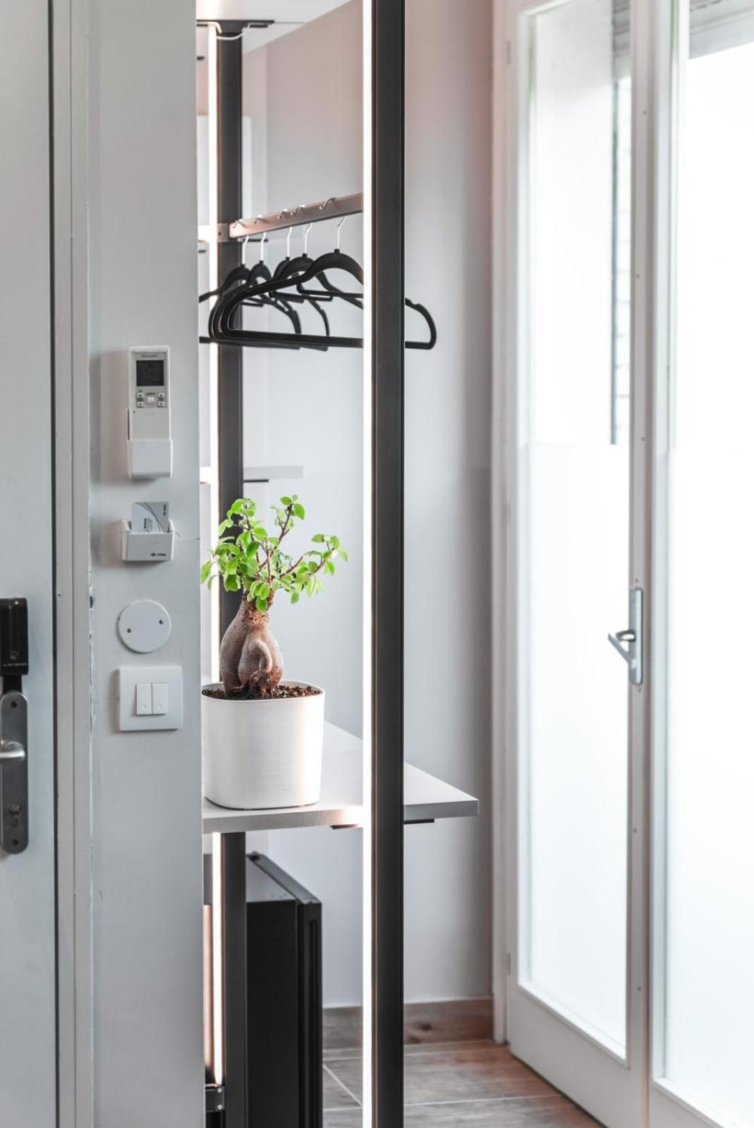Basic Single Room Balcony