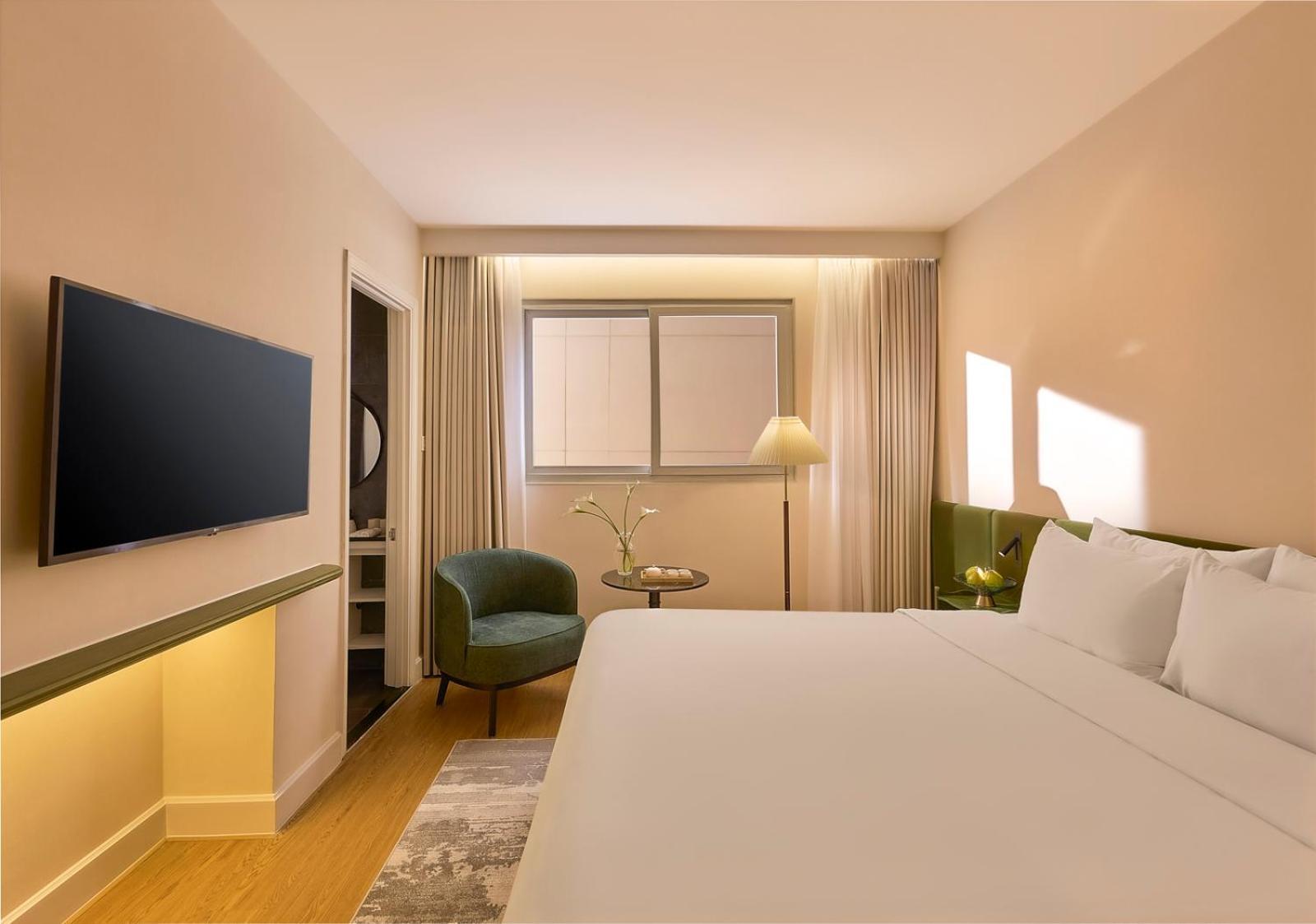 Superior King Room,1671871566:JPEG