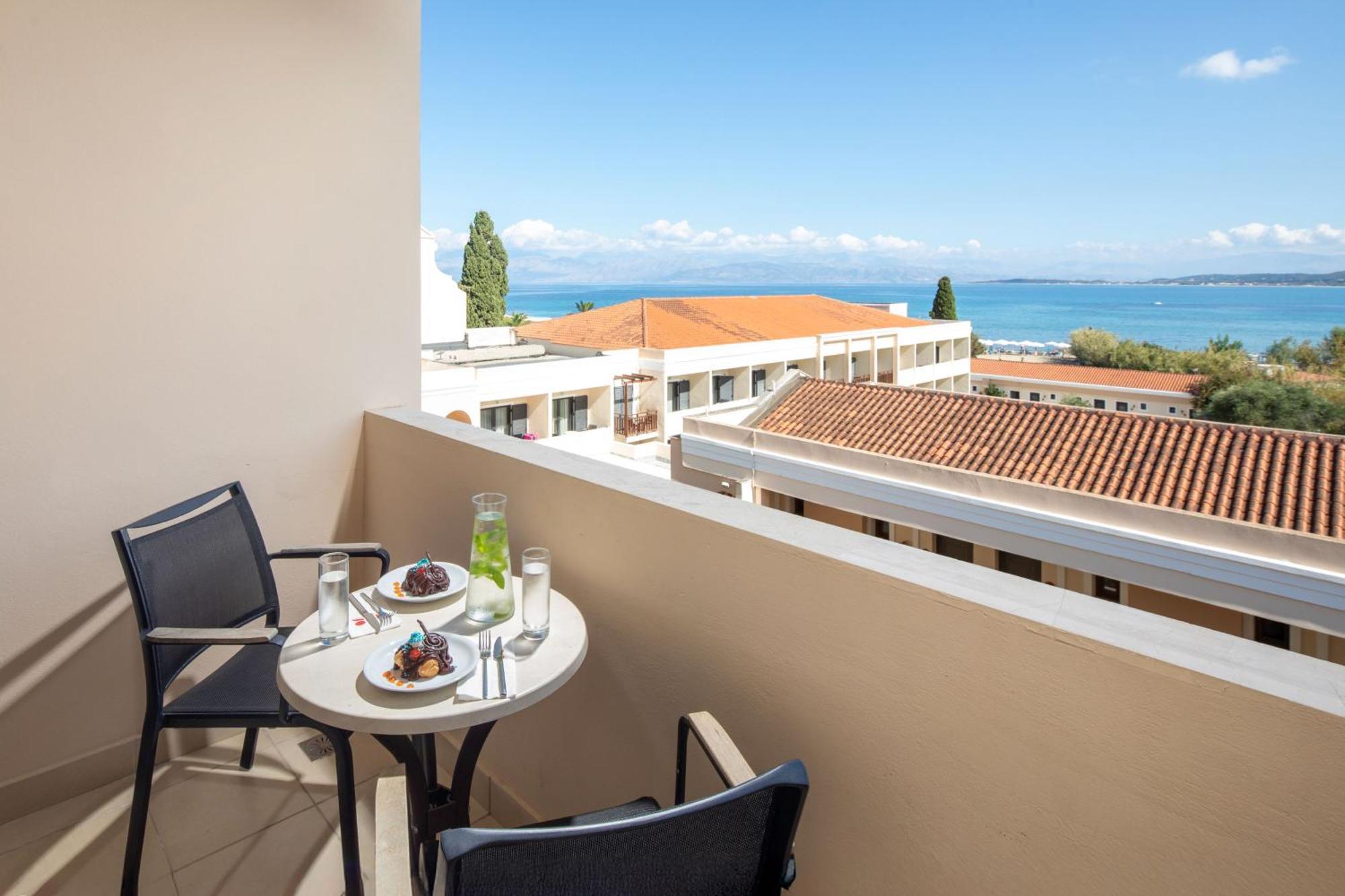 Chambre Double ou Lits Jumeaux - Vue sur Mer