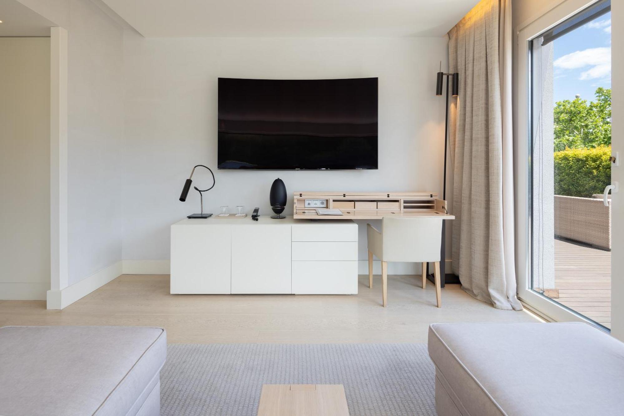Penthouse Private Jacuzzi Terrace Spa Access