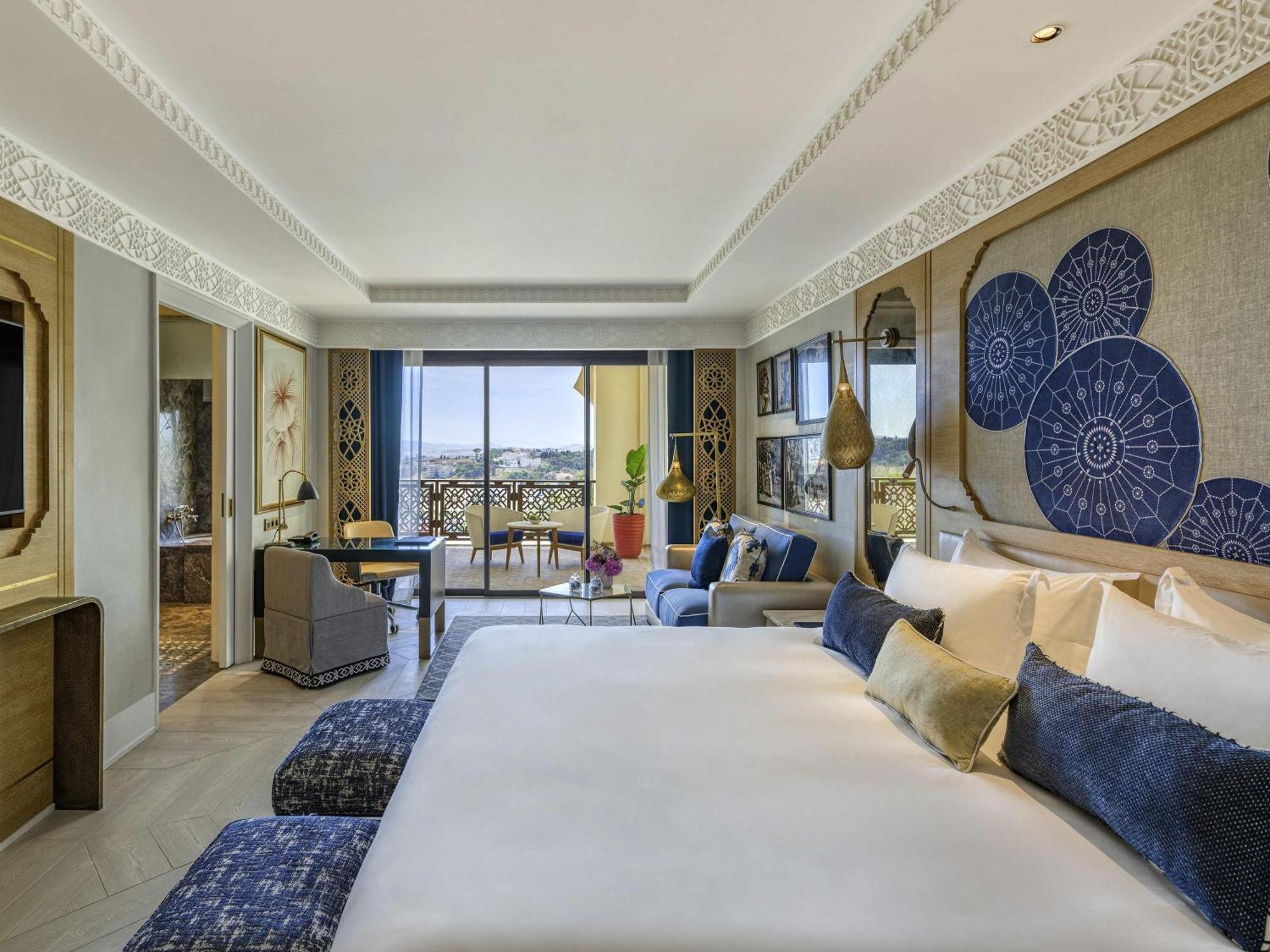 Chambre Lit King-Size de Luxe avec Vue Panoramique