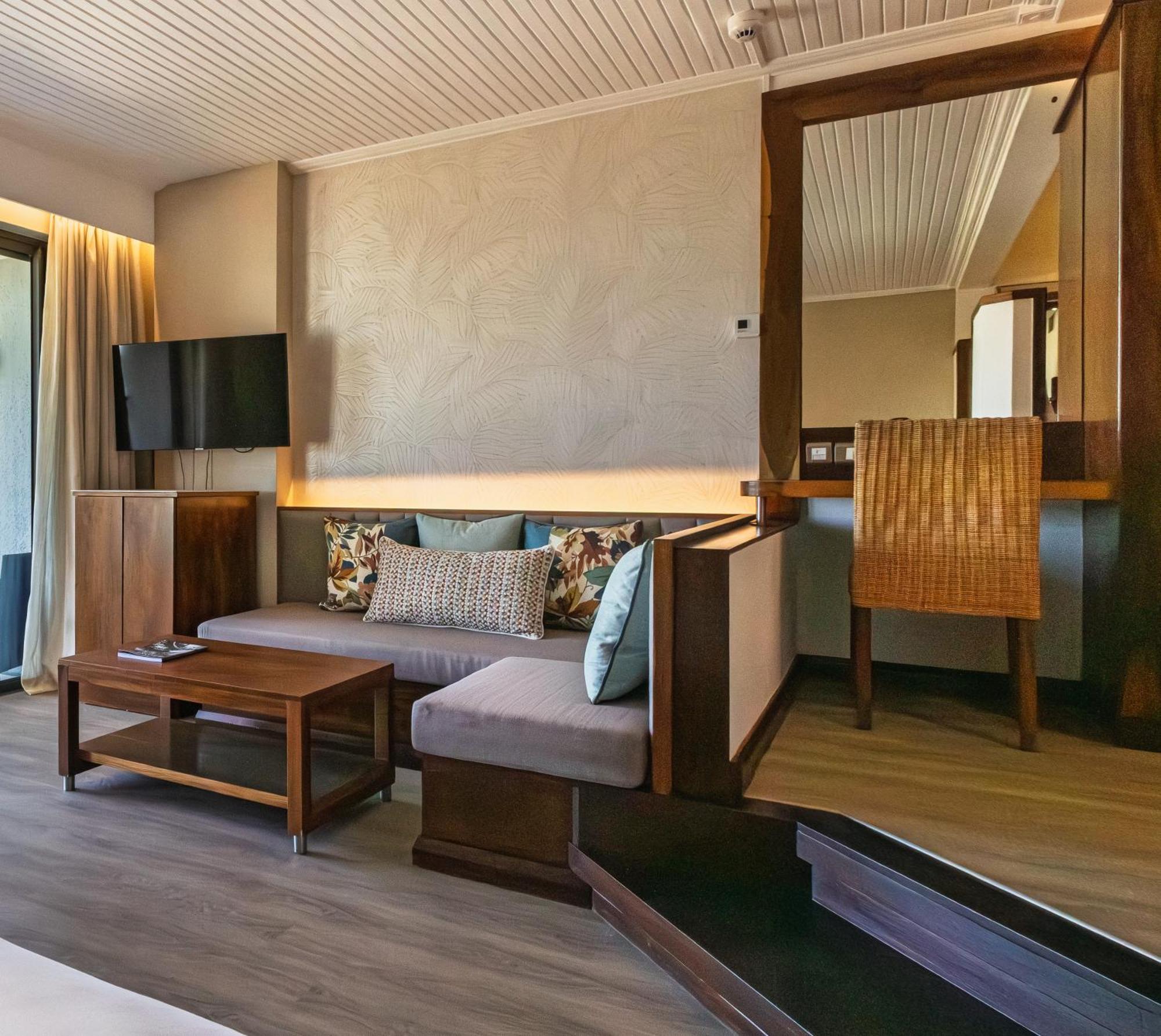 Shandrani Room – Honeymooners Only