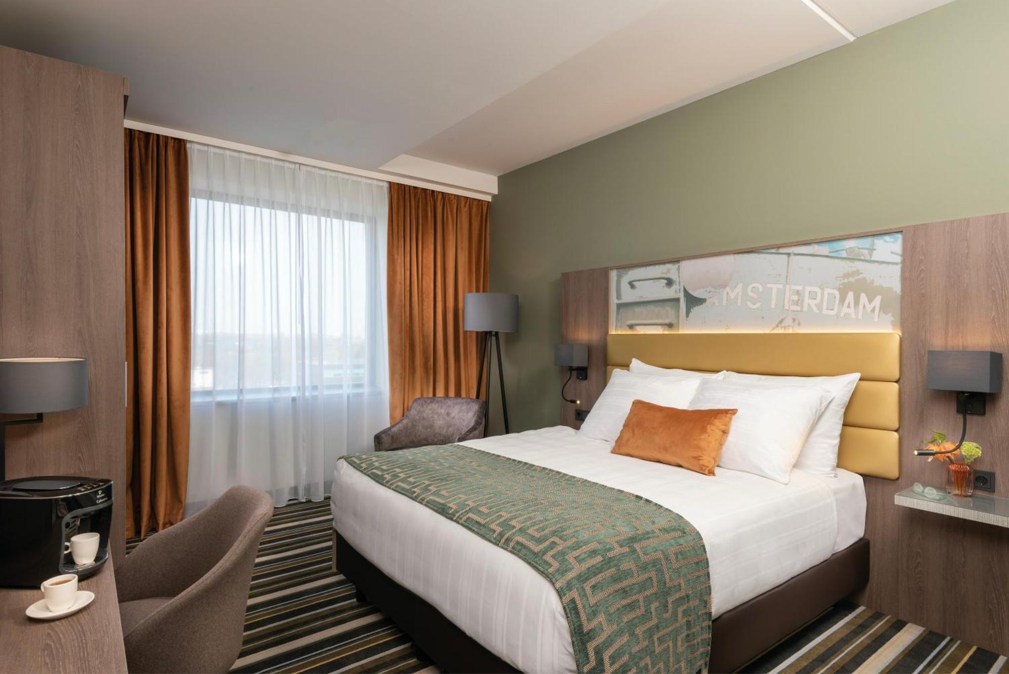Comfort Room 1 Queen Bed
