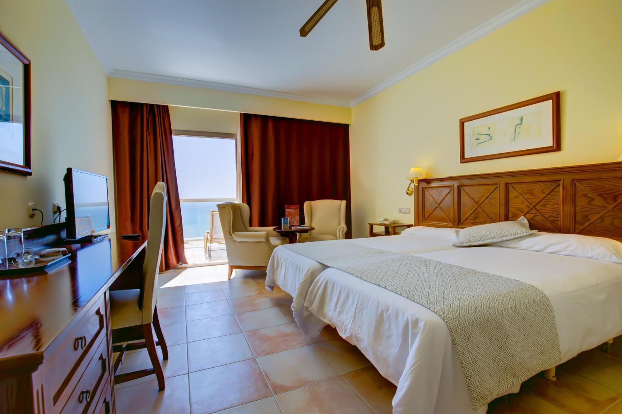 Habitación Doble con vistas al mar (2 adultos)