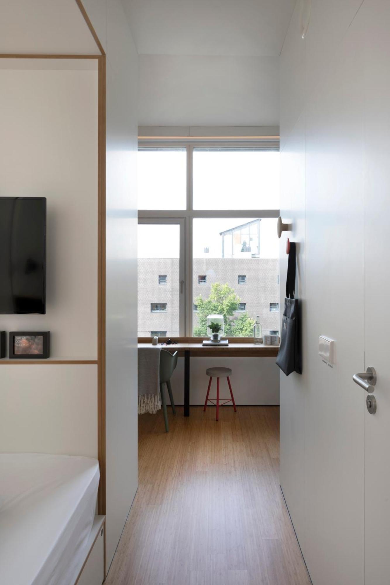 Double Room,1758416778:JPEG