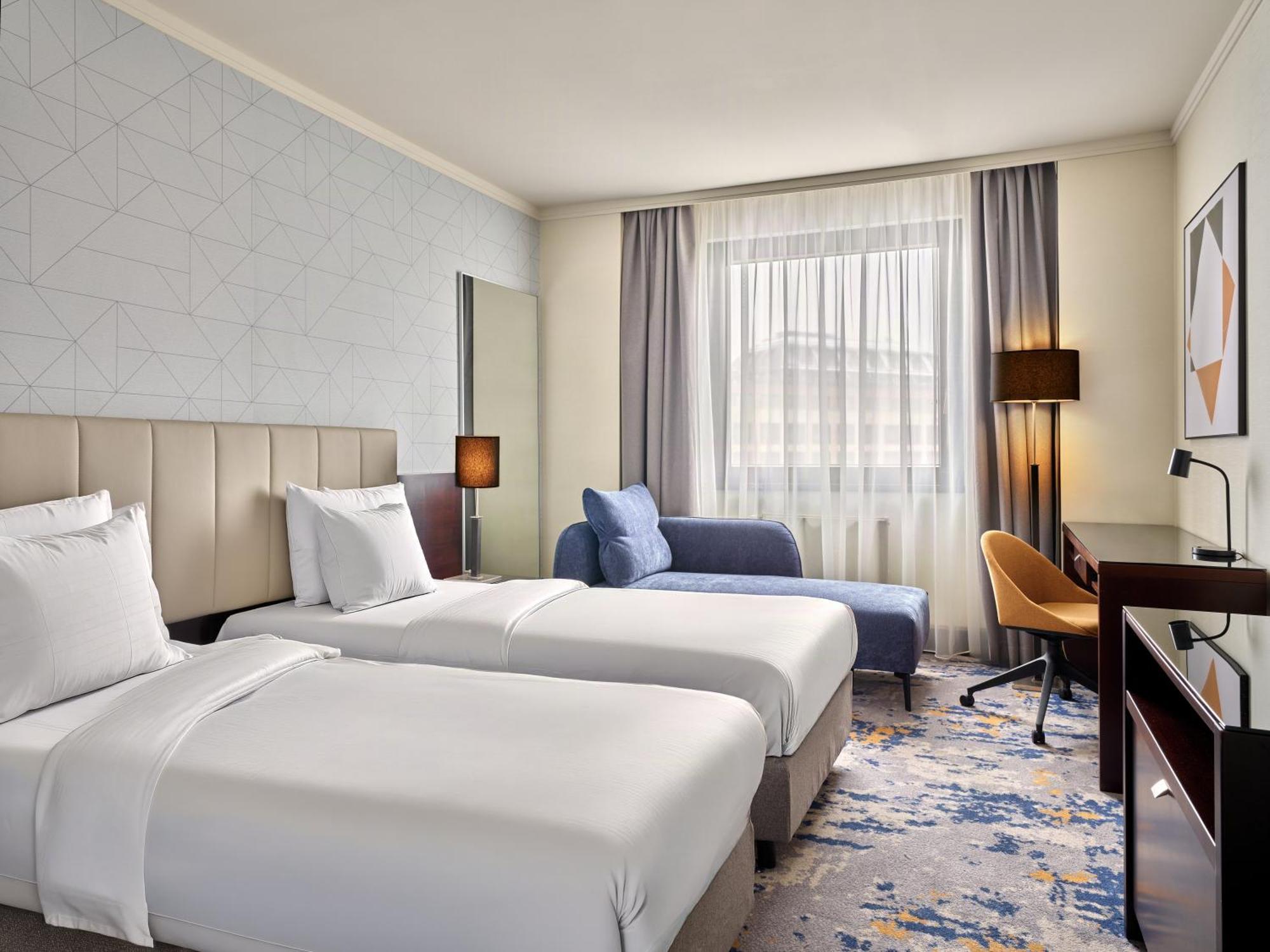 Premium Twin Room with Club Lounge Access,1758521915:JPEG