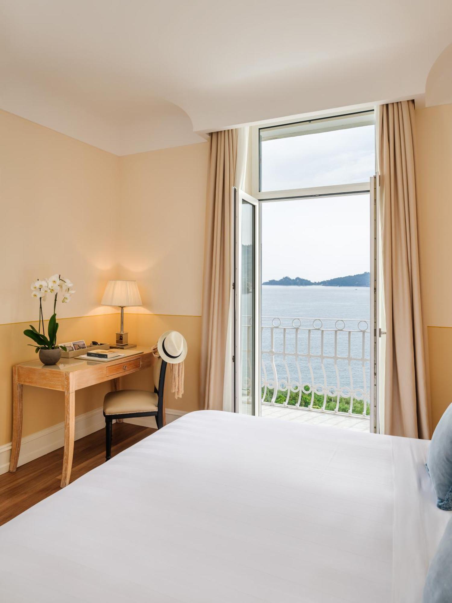 Deluxe Double Room Sea View