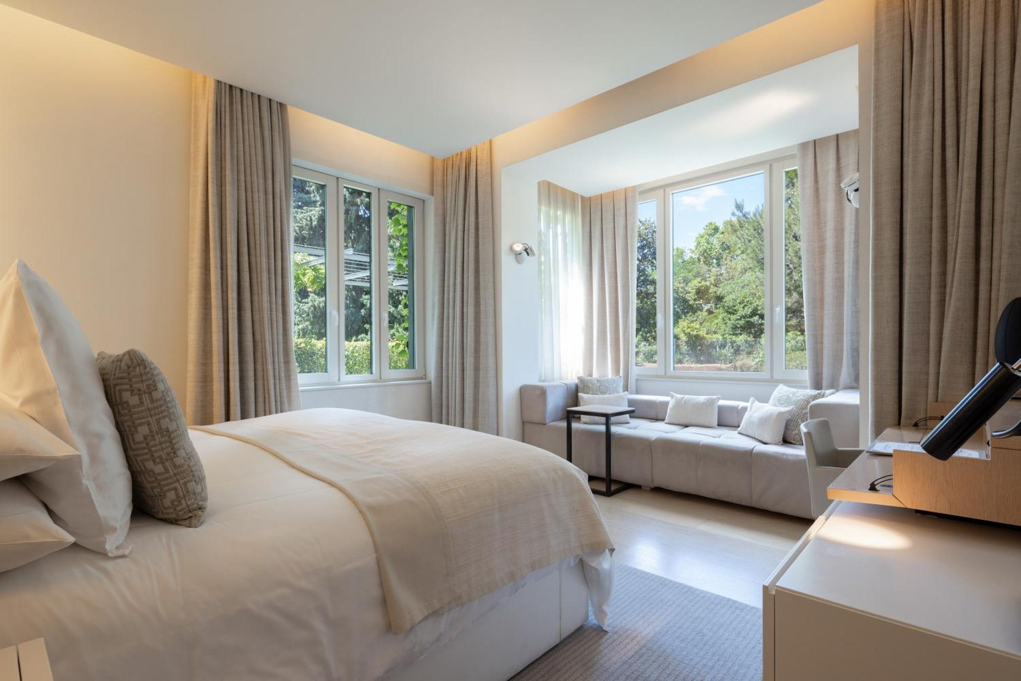 Deluxe Double Room Garden View Spa Access