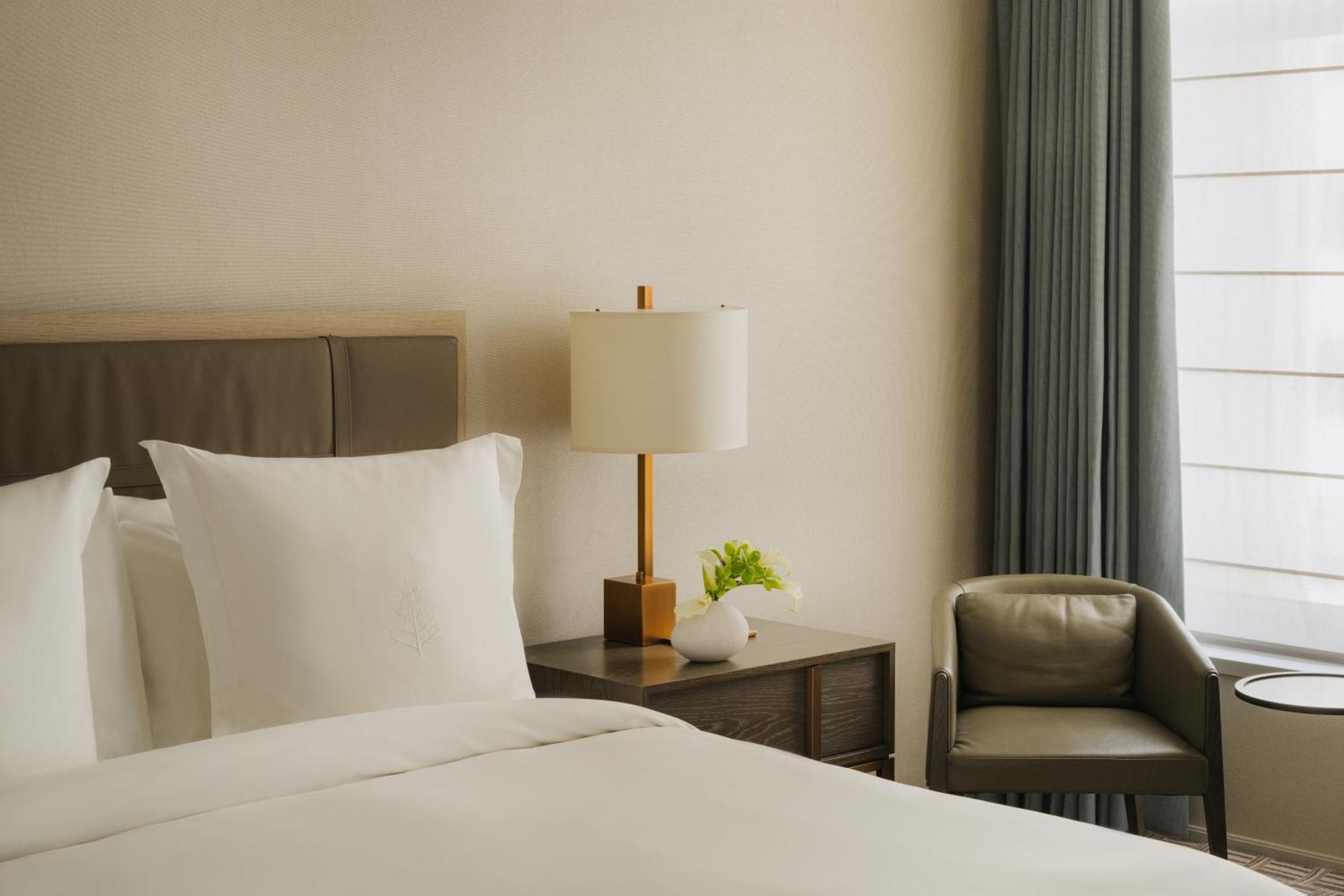 Habitación Brooklyn adaptada para personas con discapacidad y con cama extragrande