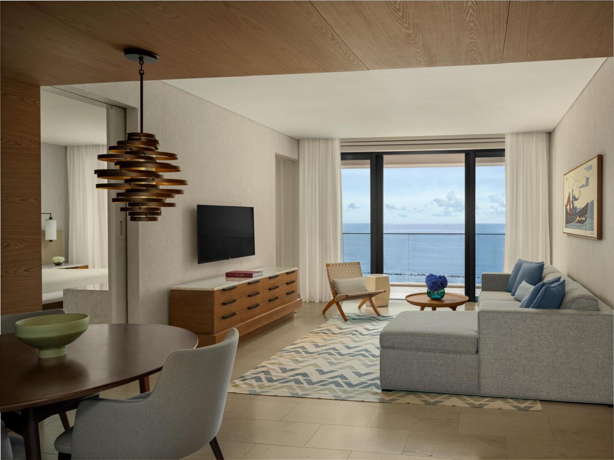 Grand Deluxe Seaview Suite,1769965913:JPEG