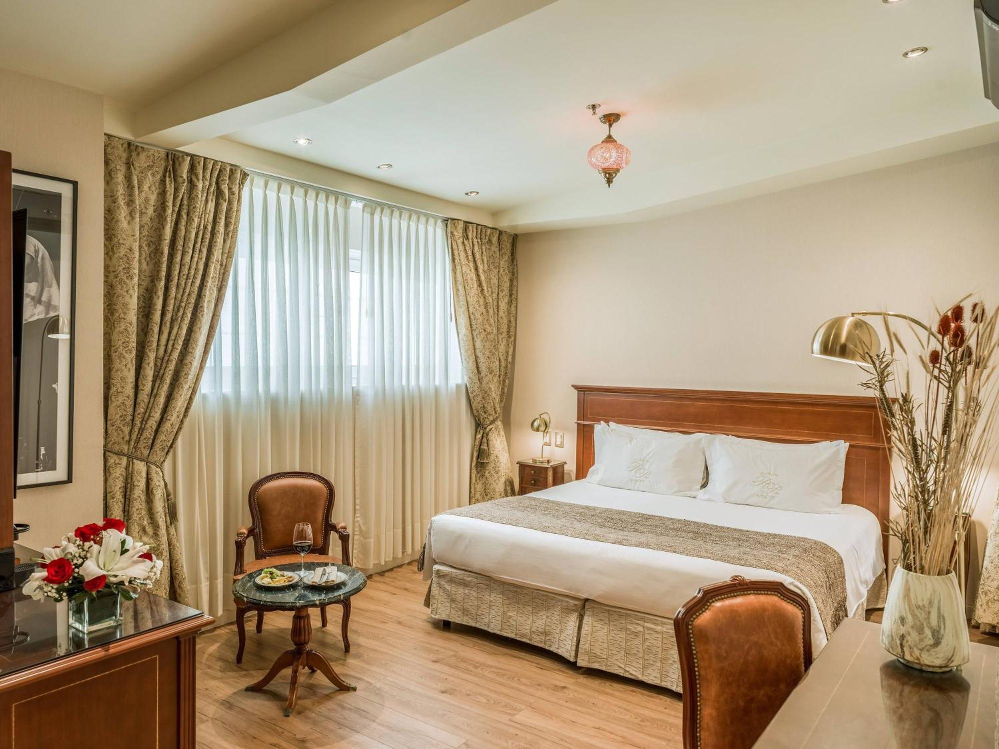 Junior Suite,1770470663:JPEG