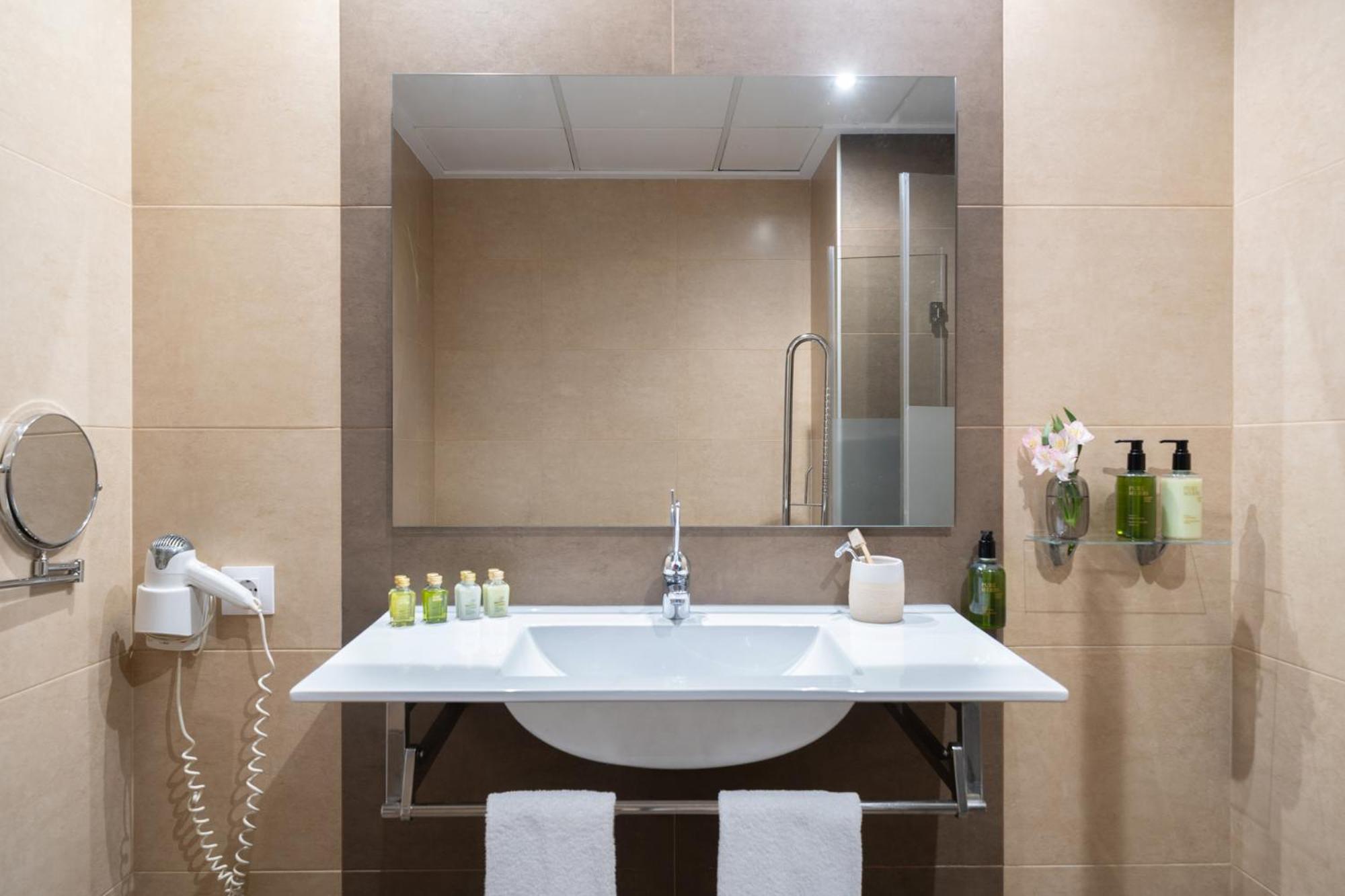 Twin Room Disability Access