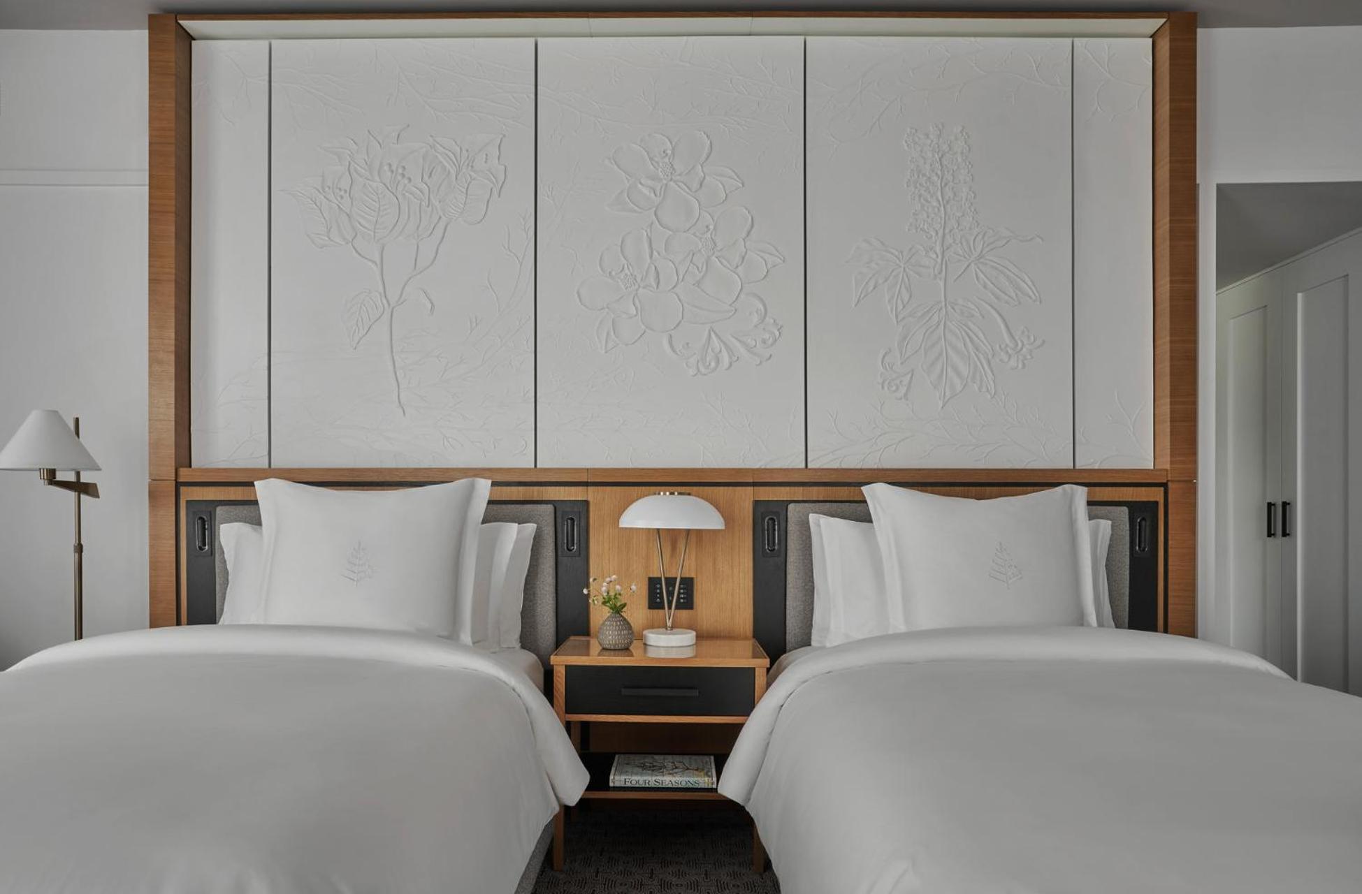 Deluxe Kamer met 2 Tweepersoonsbedden - Uitzicht op de Stad