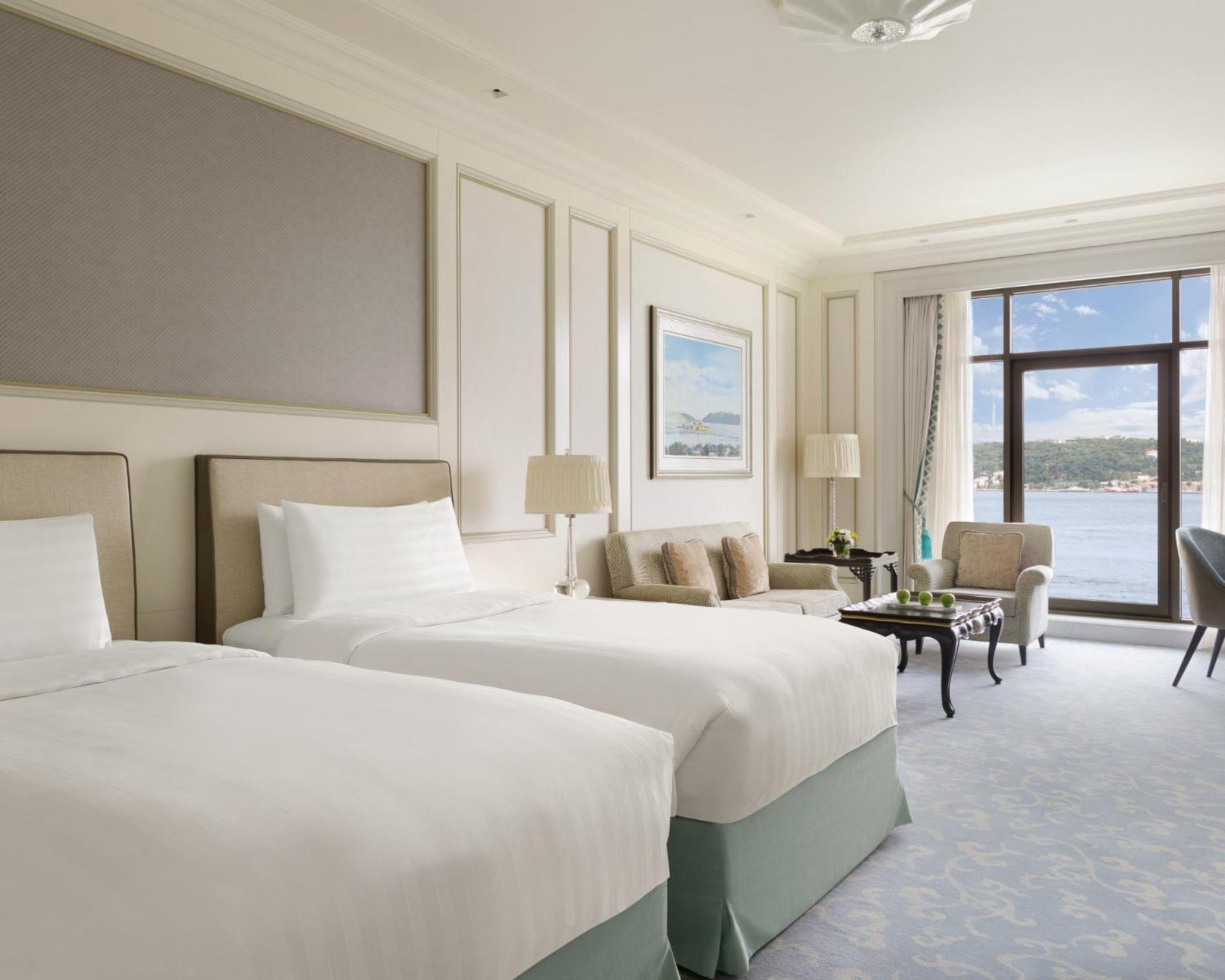 Premier Twin Room Bosphorus View