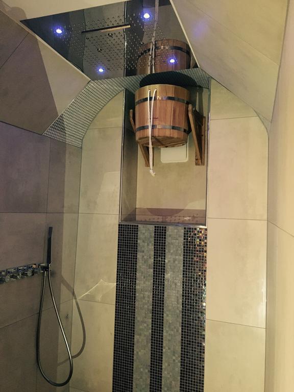 Comfort Double or Twin Room with Spa Access,689944911:JPEG