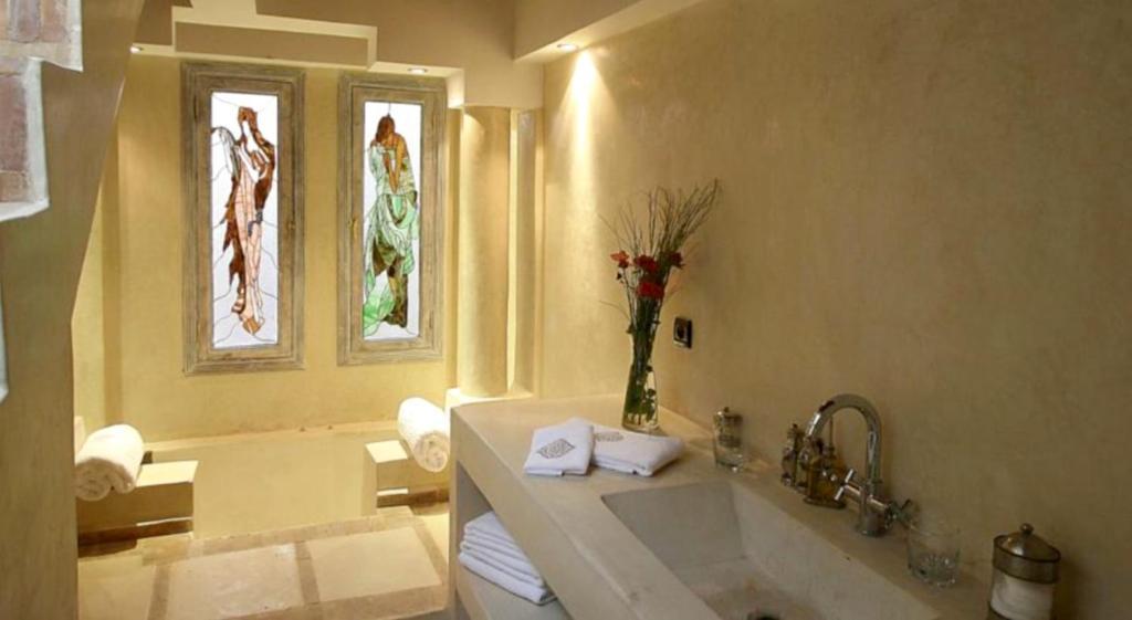Suite Spa Bath