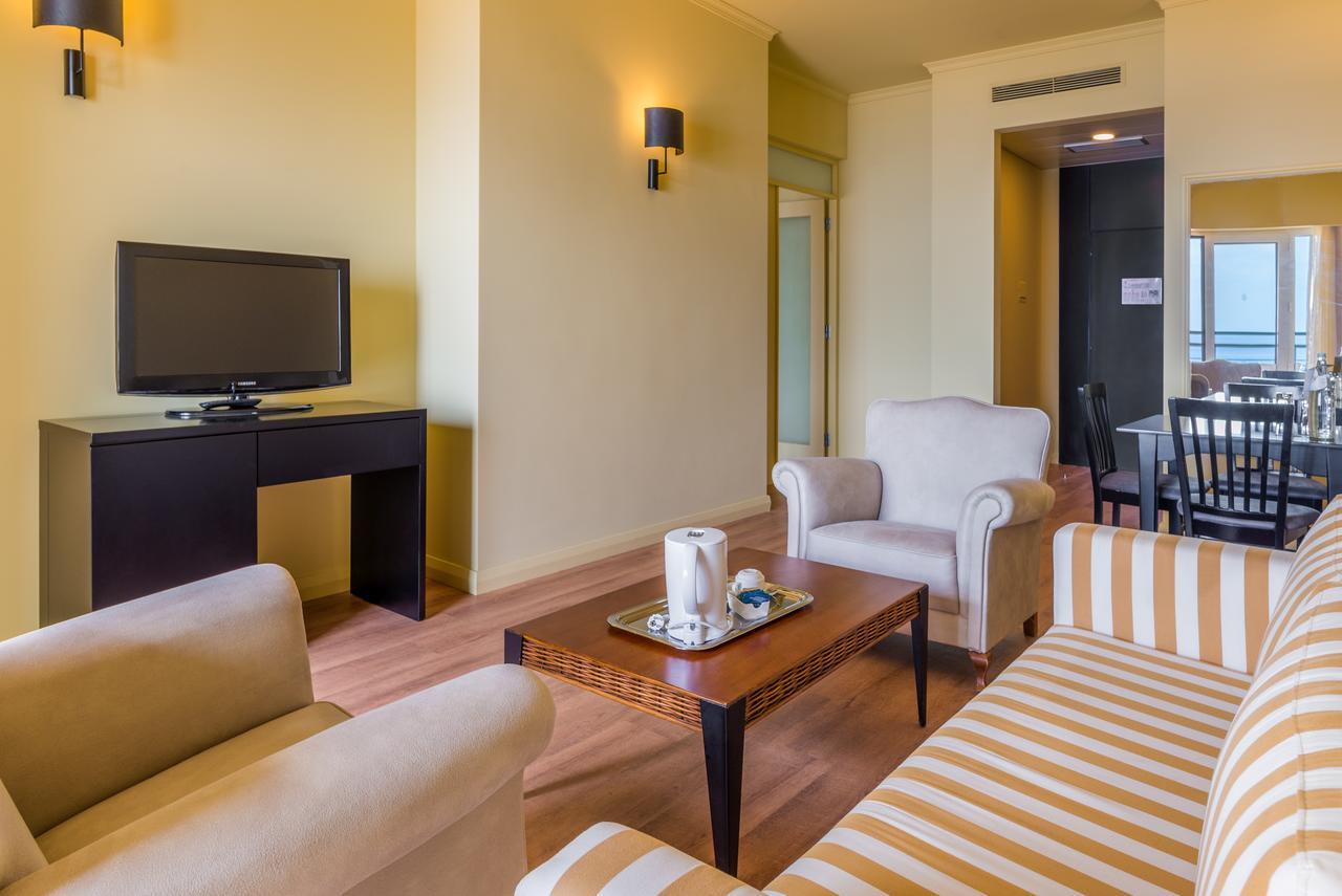 Suite met Zijdelings Uitzicht op Zee - All-inclusive