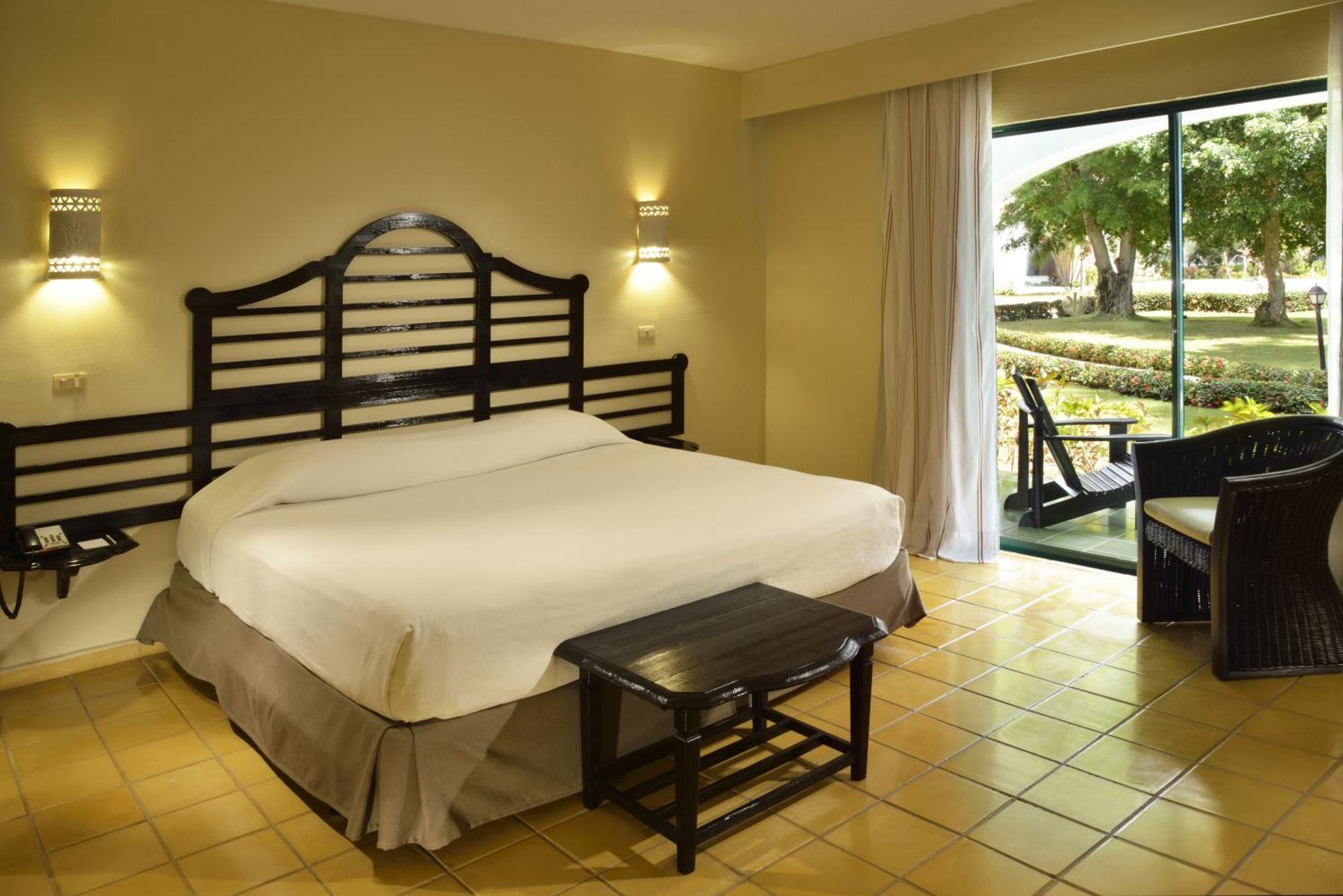Quarto com Vista Jardim