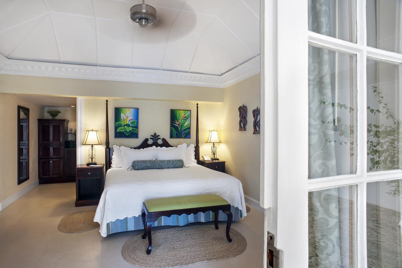 Habitación con vistas al jardín