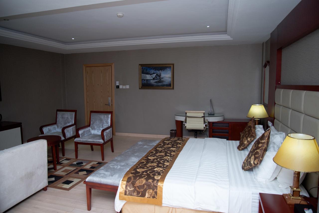 Executive Suite
